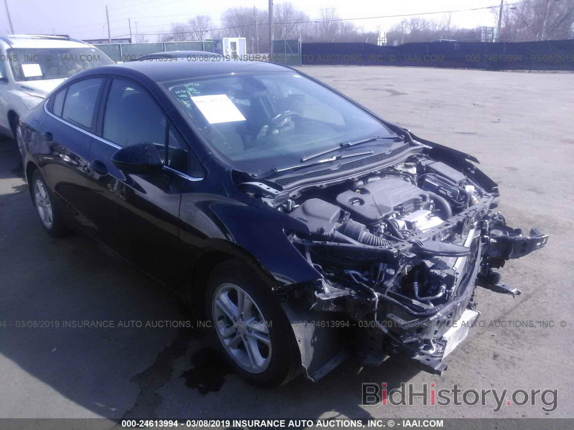 Photo 1G1BE5SM7J7186855 - CHEVROLET CRUZE 2018