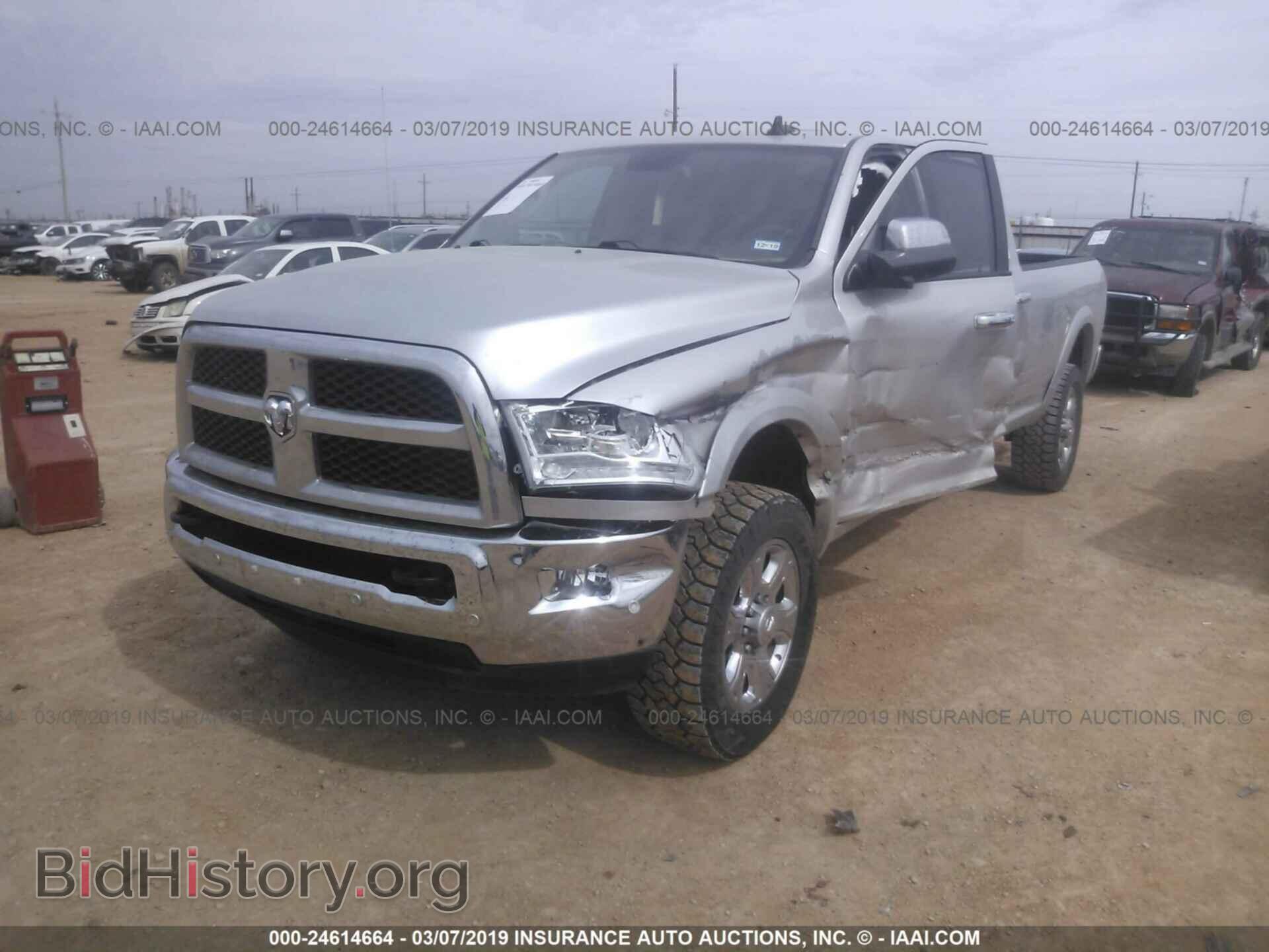 2016 RAM 2500 - VIN: 3C6UR5KL2GG387837 - Фото 2