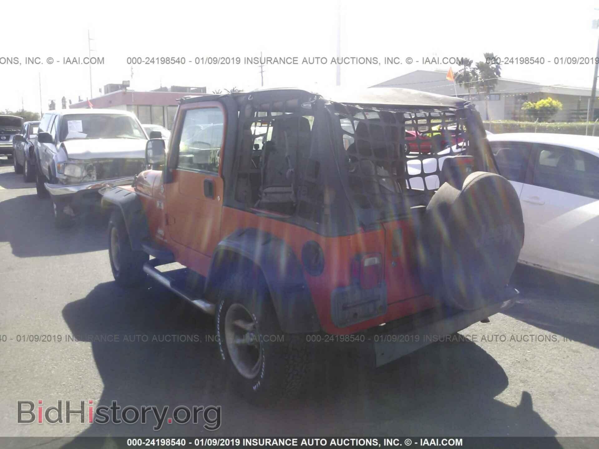 2005 HONDA CR-V - VIN: SHSRD68545U302018 - Фото 3