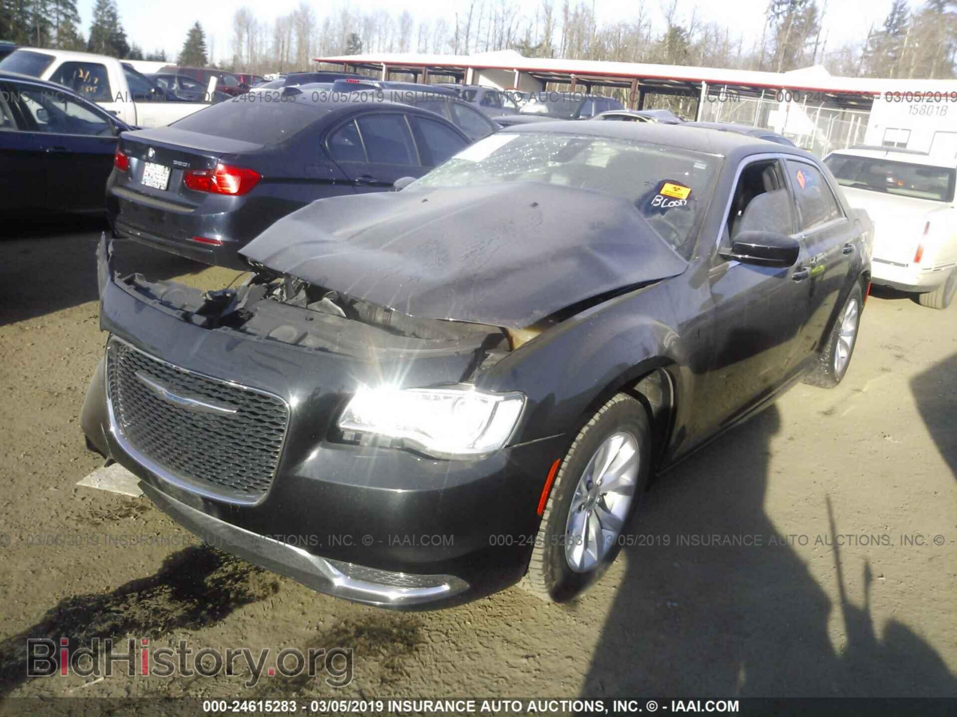 2015 CHRYSLER 300 - VIN: 2C3CCAAG7FH769240 - Фото 2