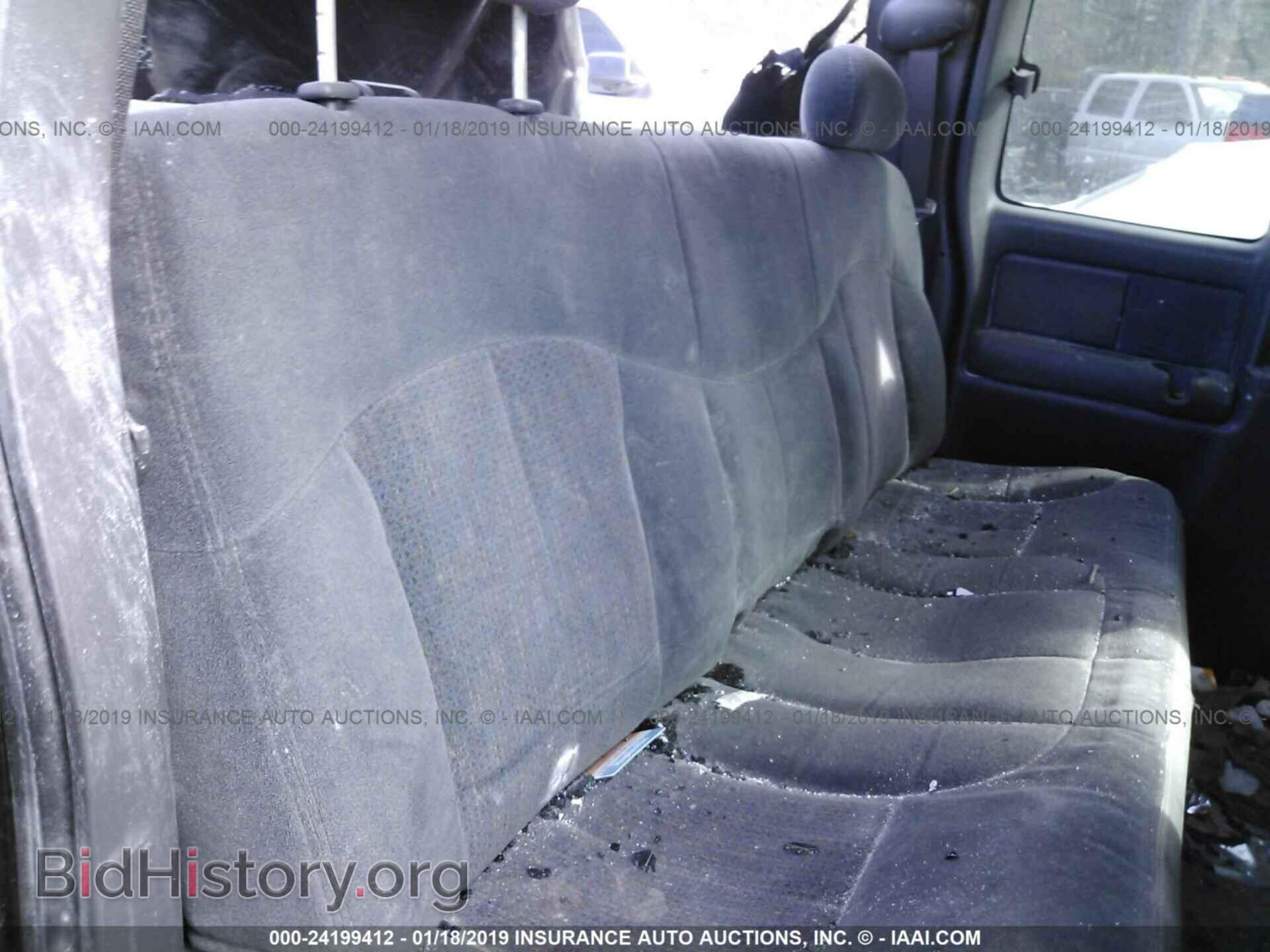 2004 GMC NEW SIERRA - VIN: 2GTEC19V041272852 - Фото 8