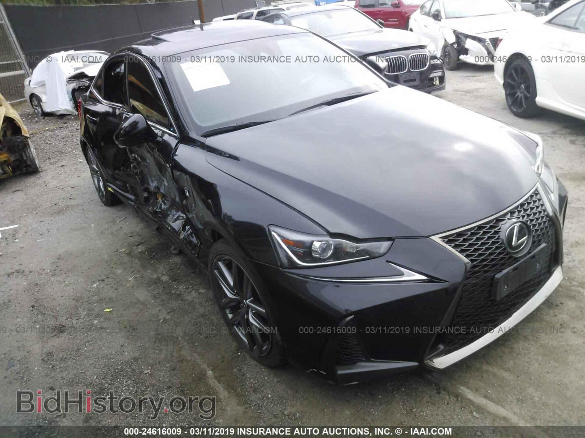Photo JTHBA1D23H5043851 - LEXUS IS 2017