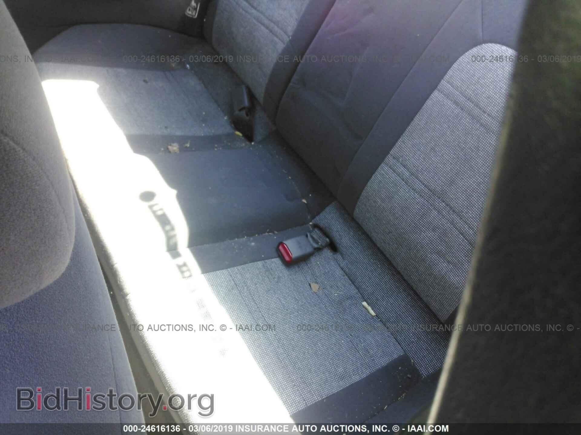 2002 FORD ESCORT - VIN: 3FAFP11332R115530 - Фото 8