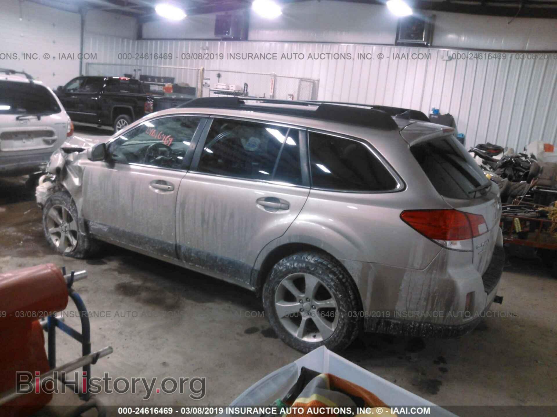 2014 SUBARU OUTBACK - VIN: 4S4BRBCC3E3261723 - Фото 3