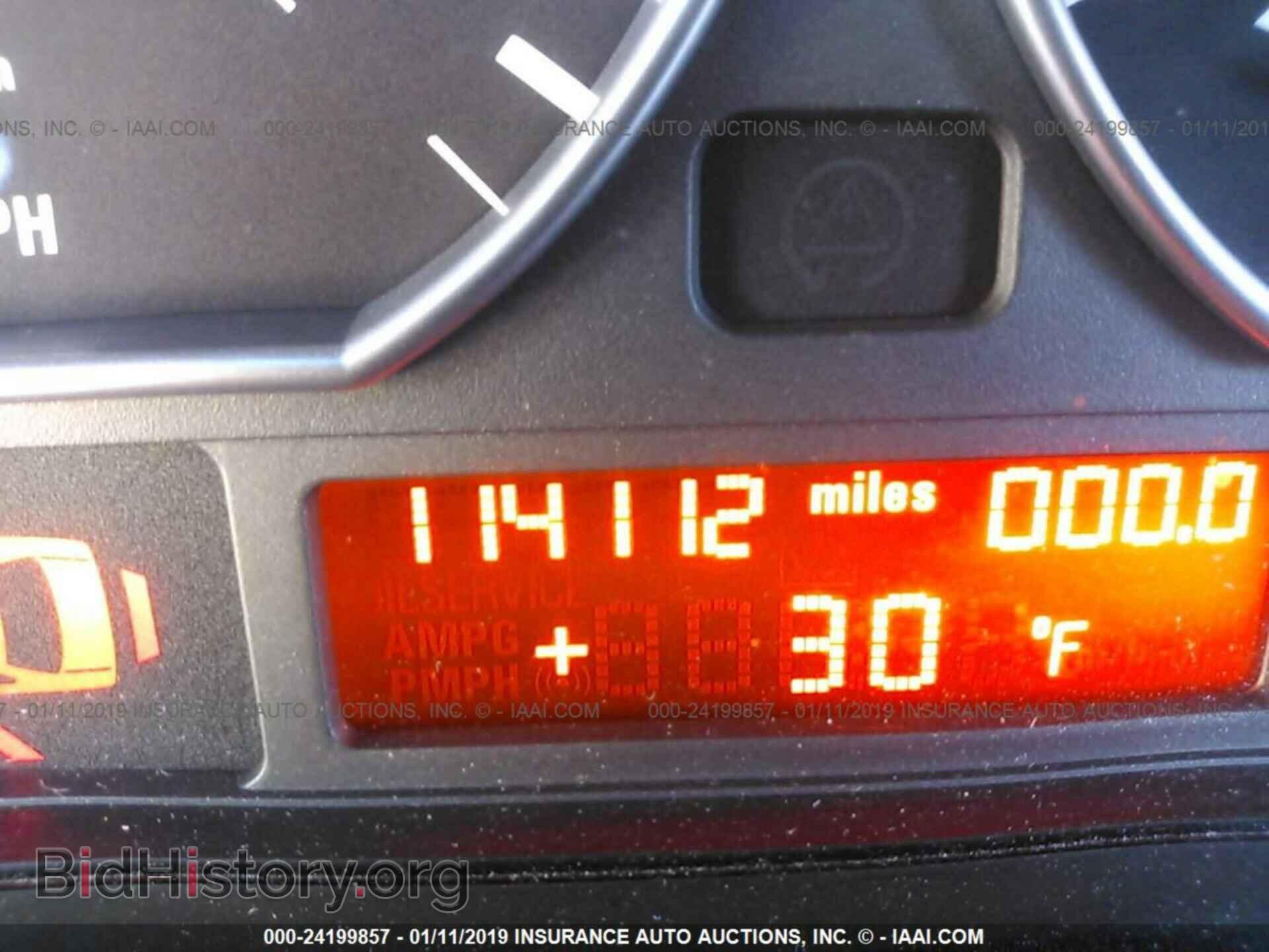 2005 BMW 330 - VIN: WBAEV53495KM08105 - Фото 7
