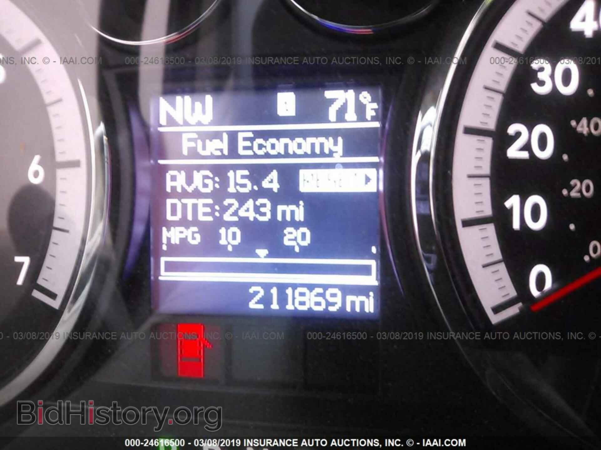 2011 DODGE RAM 1500 - VIN: 1D7RB1CT0BS564600 - Фото 7