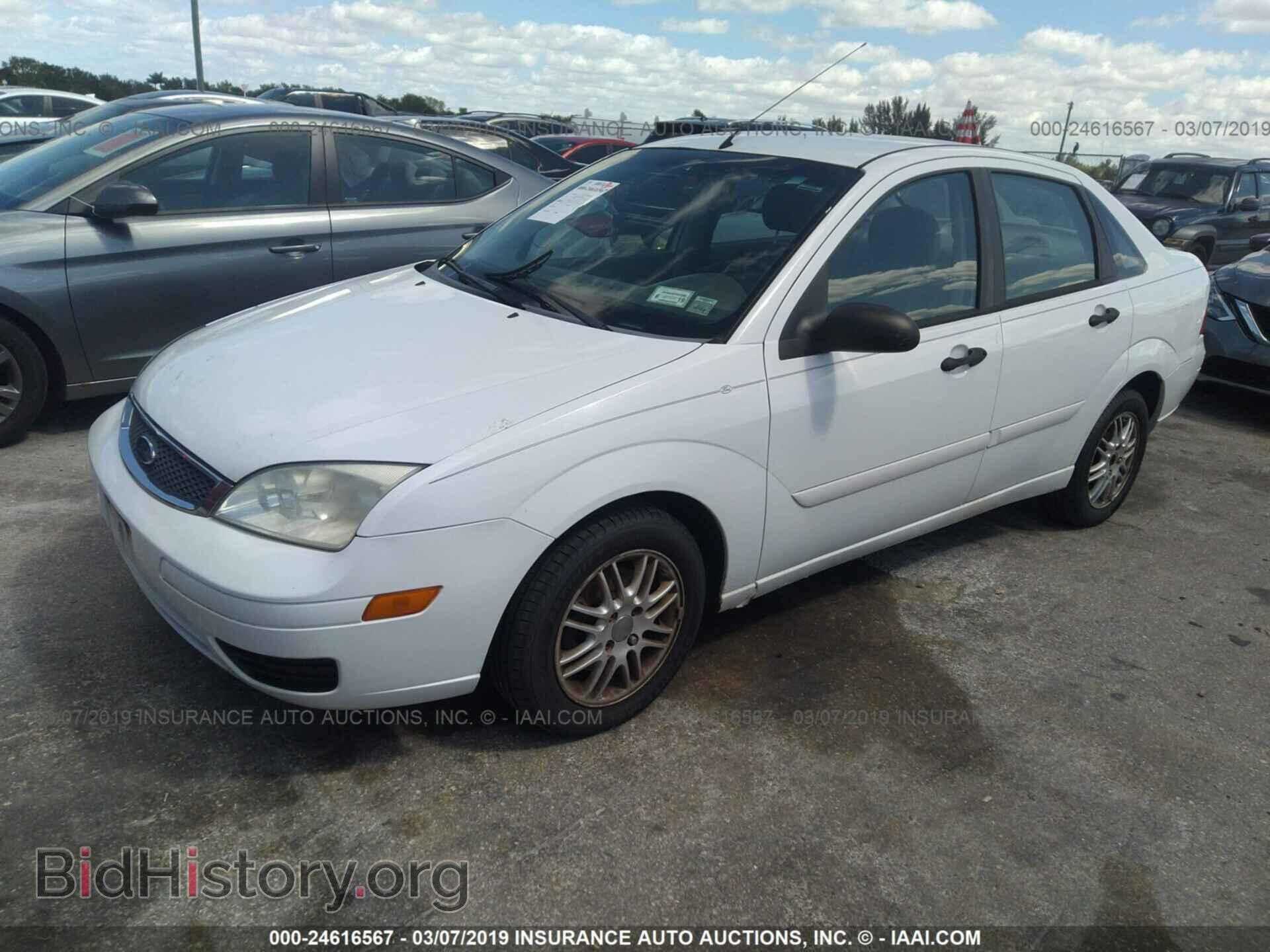 2005 FORD FOCUS - VIN: 1FAFP34N45W278438 - Фото 2