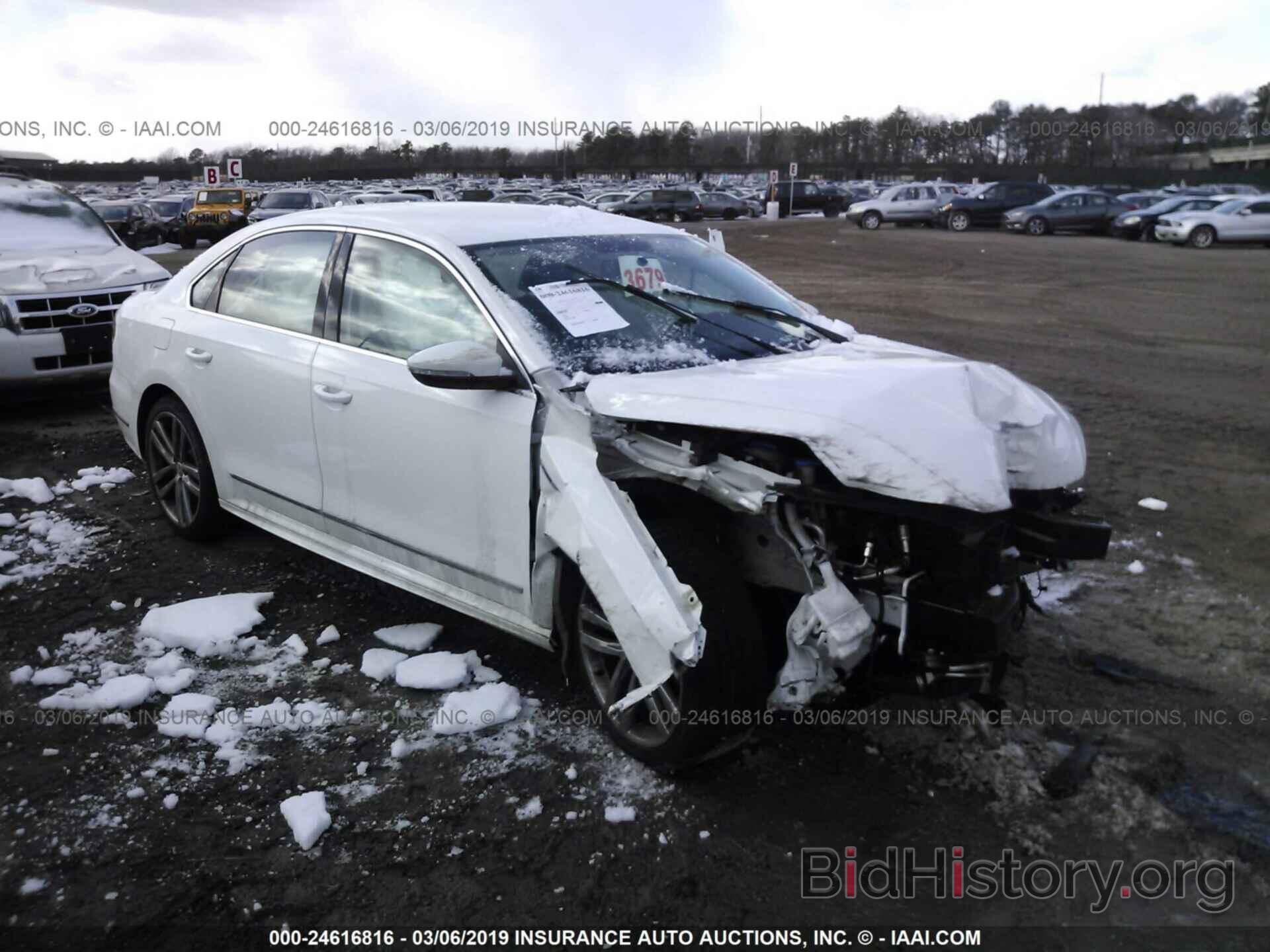 Photo 1VWDT7A38HC021082 - VOLKSWAGEN PASSAT 2017