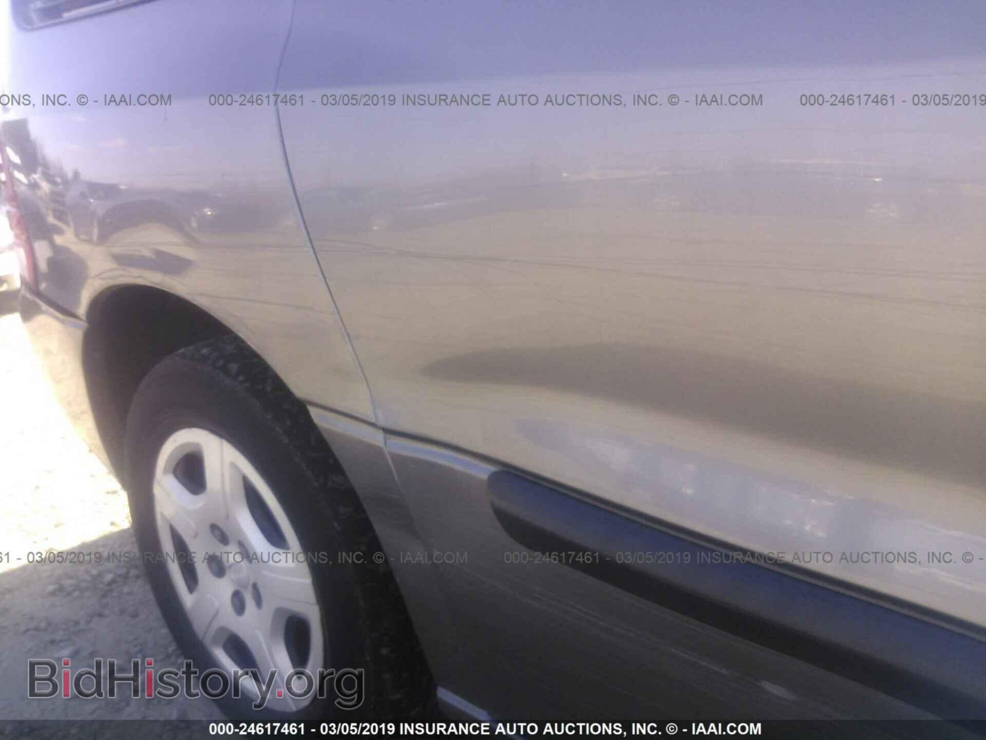 2006 FORD FREESTAR - VIN: 2FMZA51626BA54049 - Фото 6