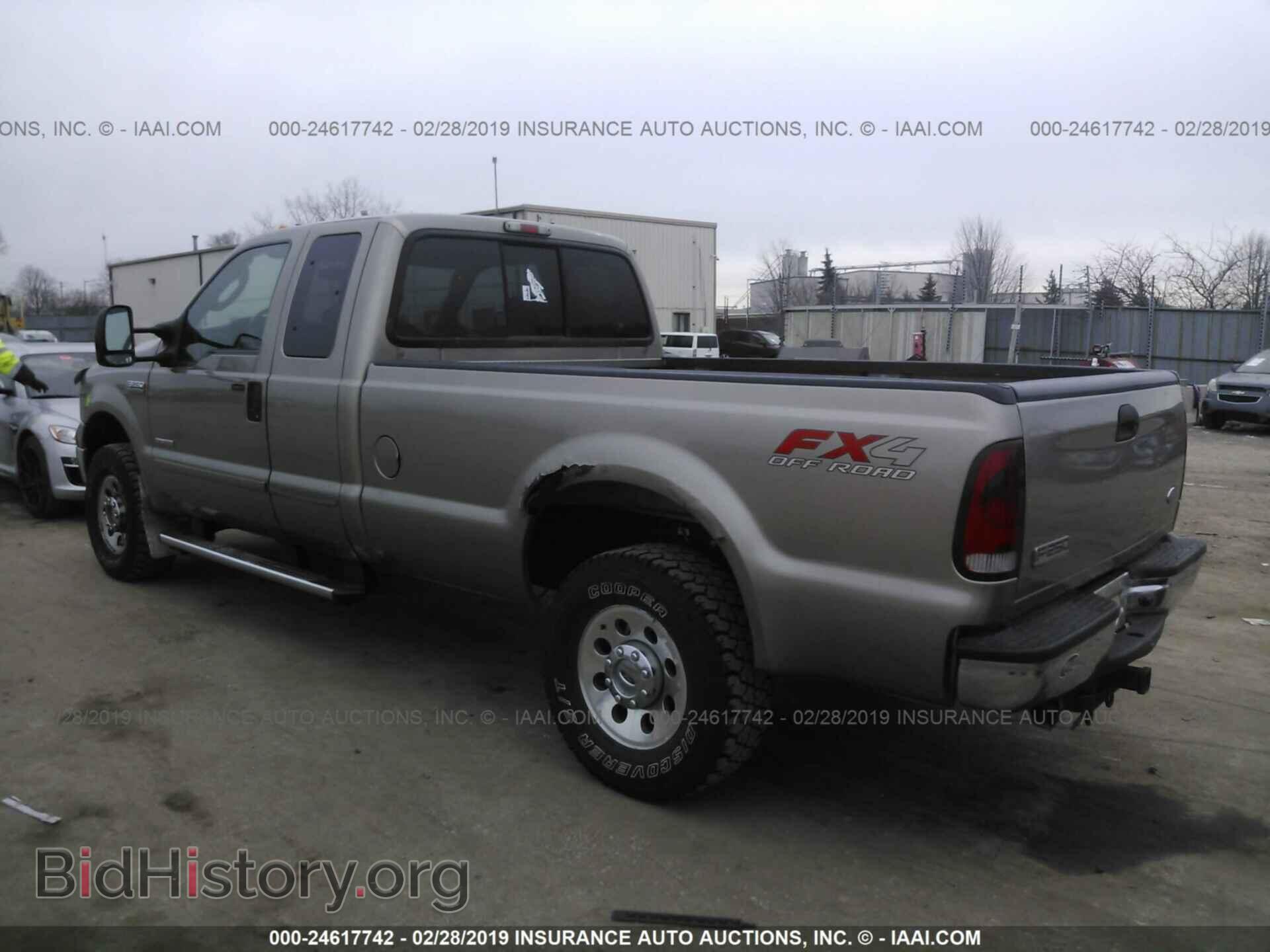 2006 FORD F250 - VIN: 1FTSX21P96EC29588 - Фото 3