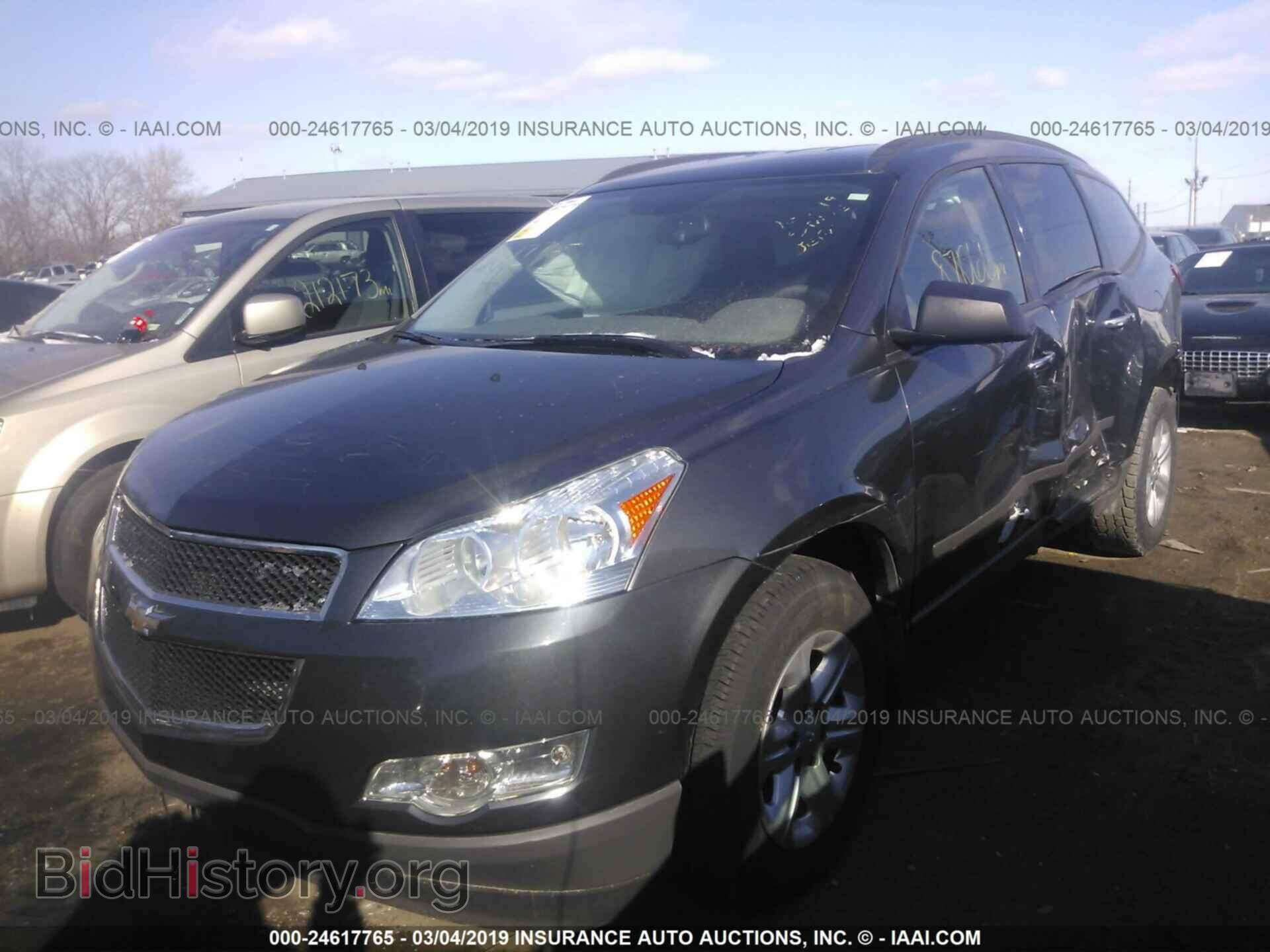 2012 CHEVROLET TRAVERSE - VIN: 1GNKRFED2CJ414111 - Фото 2