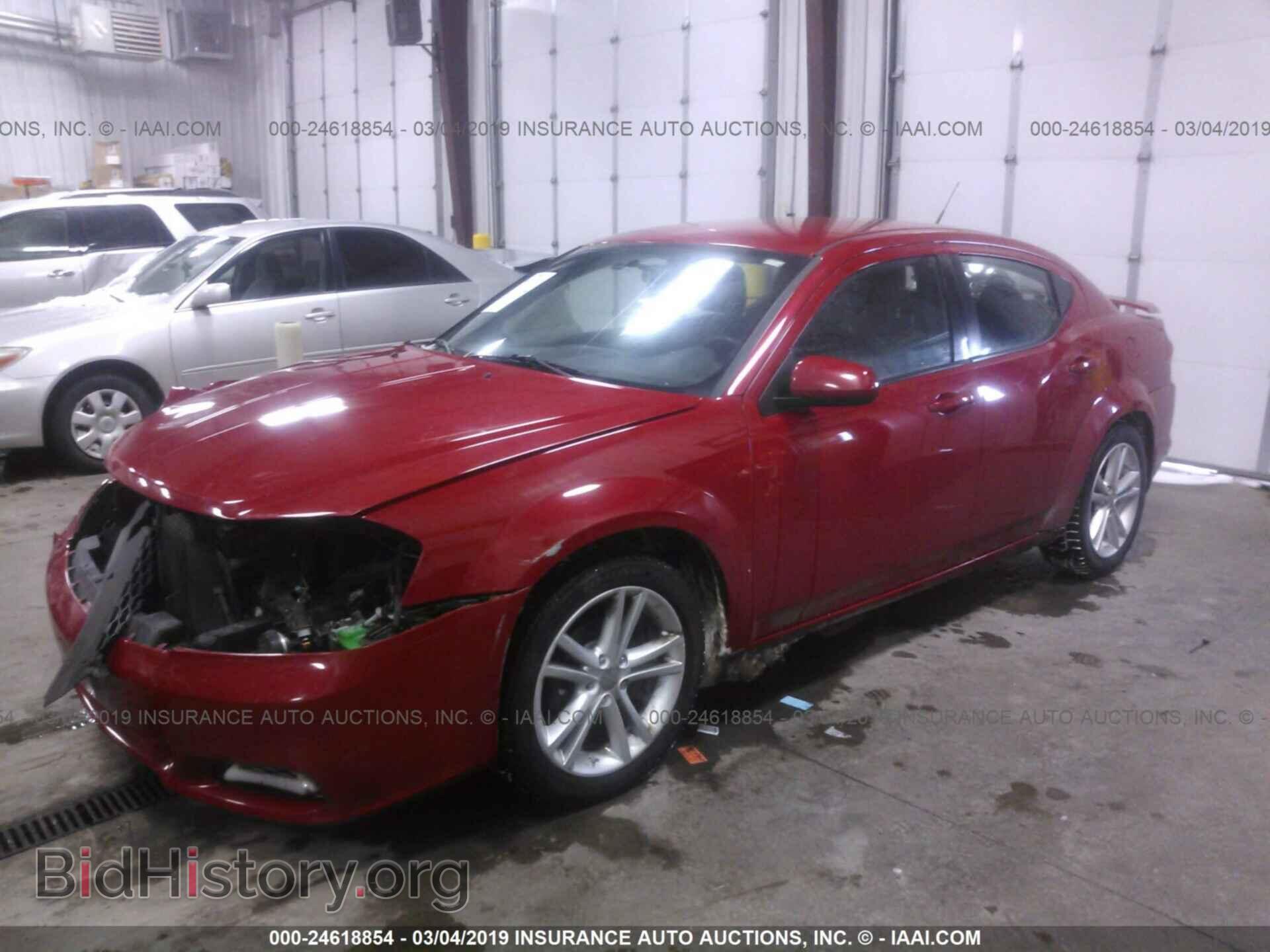2011 DODGE AVENGER - VIN: 1B3BD1FG2BN514396 - Фото 2