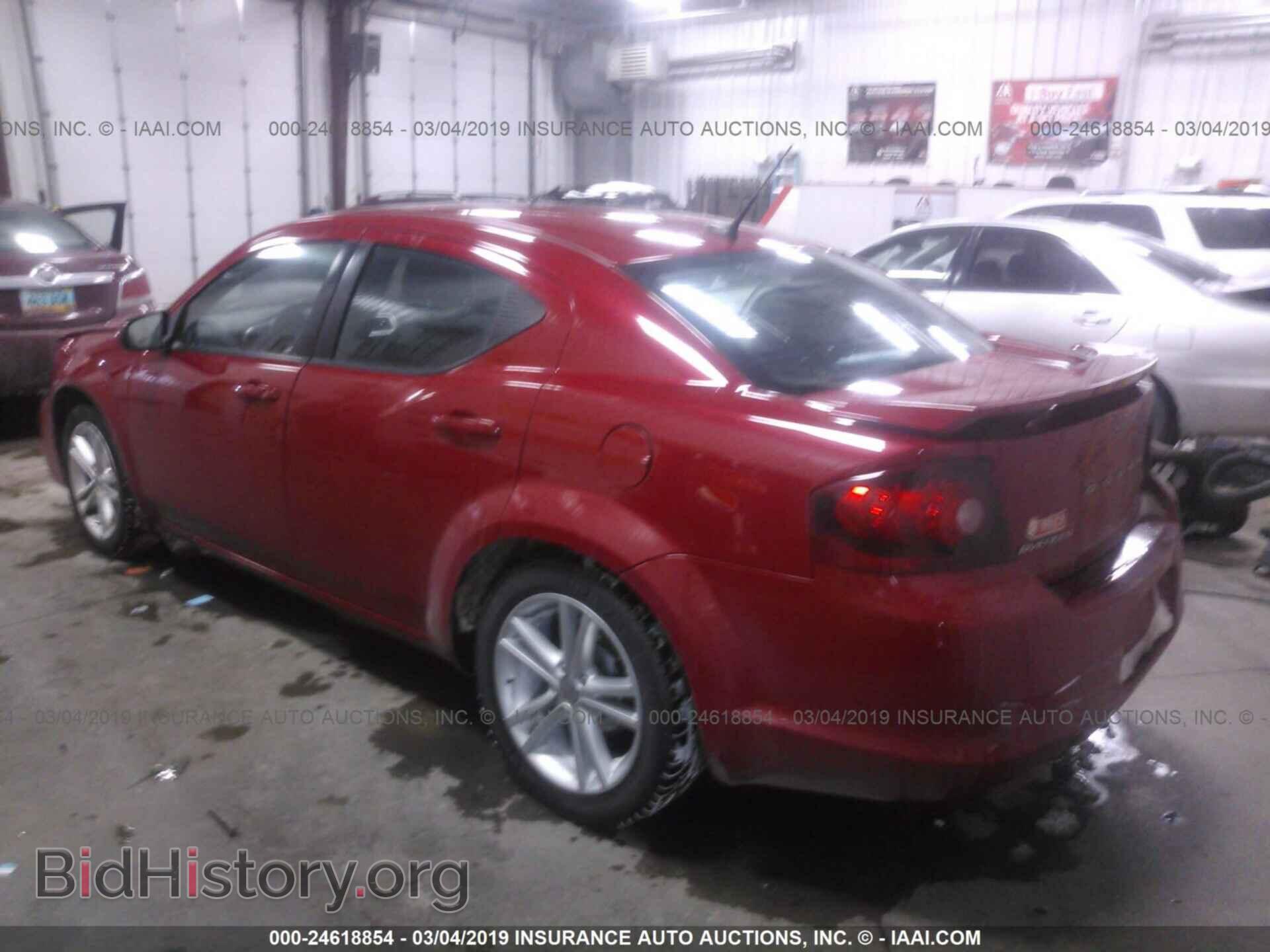 2011 DODGE AVENGER - VIN: 1B3BD1FG2BN514396 - Фото 3