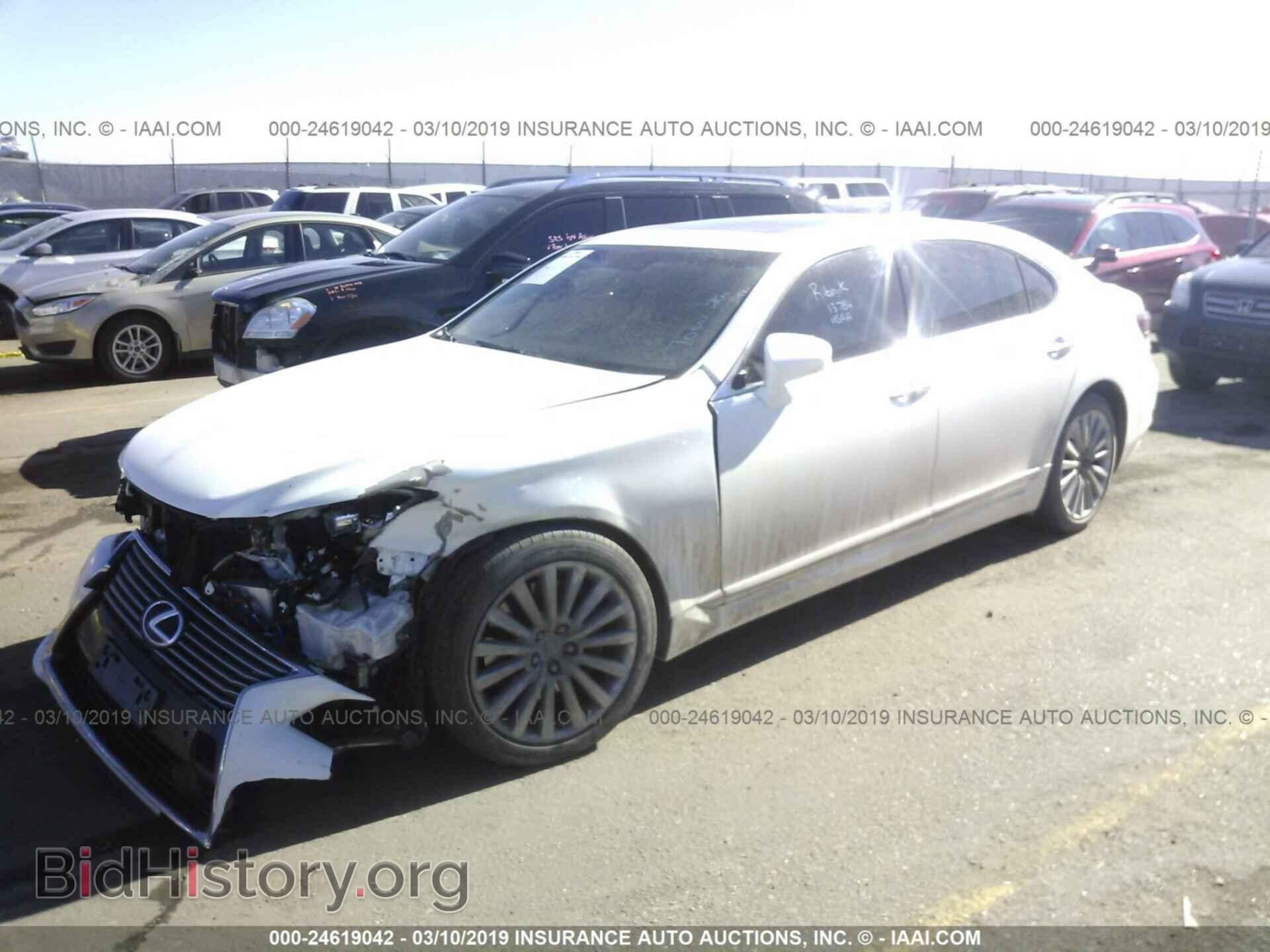 2015 LEXUS LS - VIN: JTHDL5EF7F5007332 - Фото 2