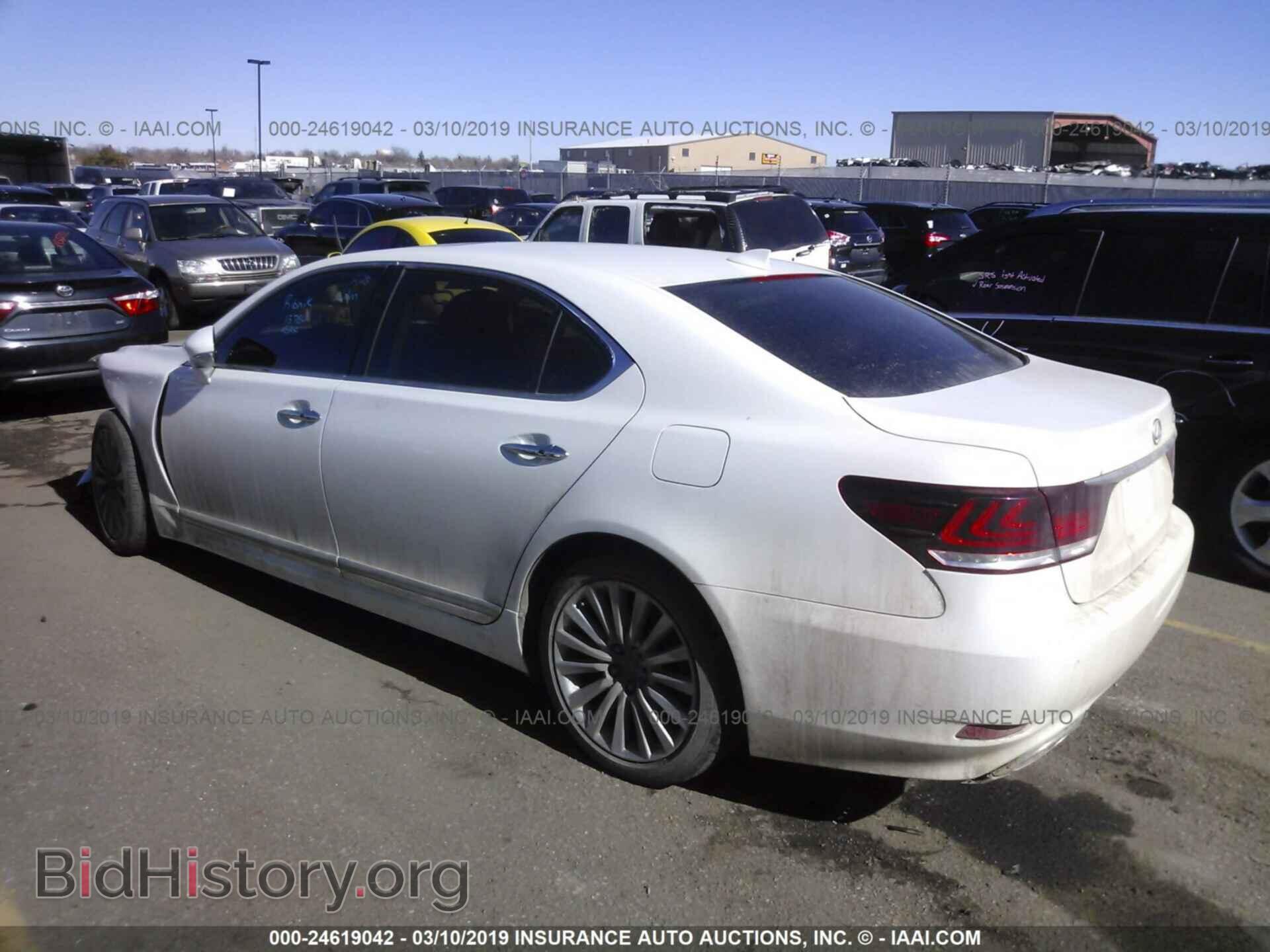 2015 LEXUS LS - VIN: JTHDL5EF7F5007332 - Фото 3