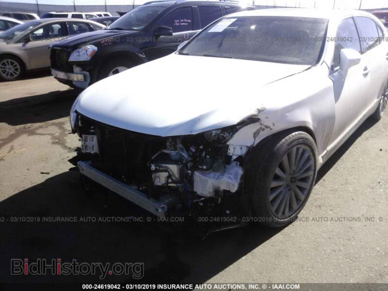 2015 Lexus LS (VIN JTHDL5EF7F5007332) — photo 6 of 10