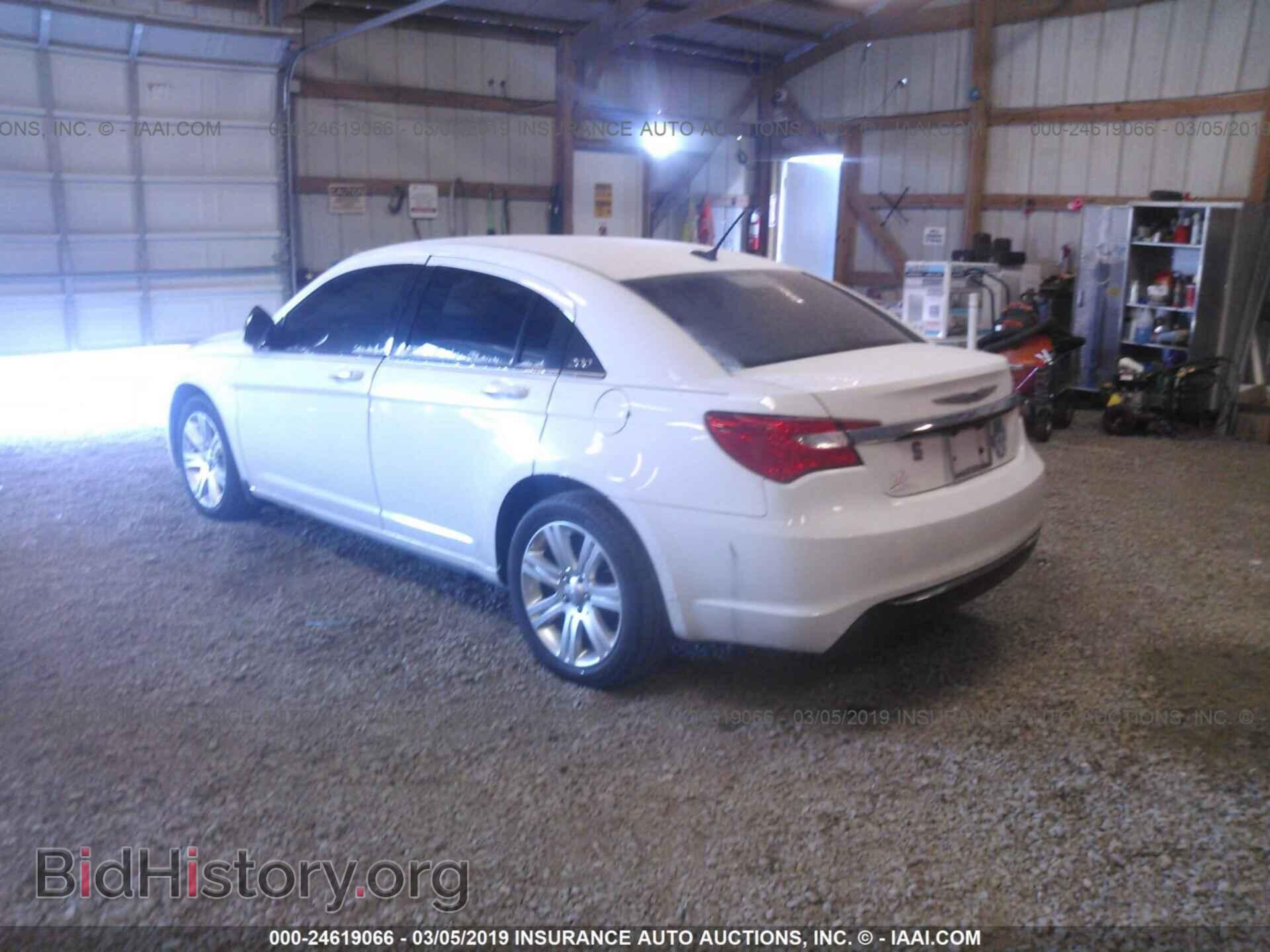 2012 CHRYSLER 200 - VIN: 1C3CCBBB1CN301726 - Фото 3