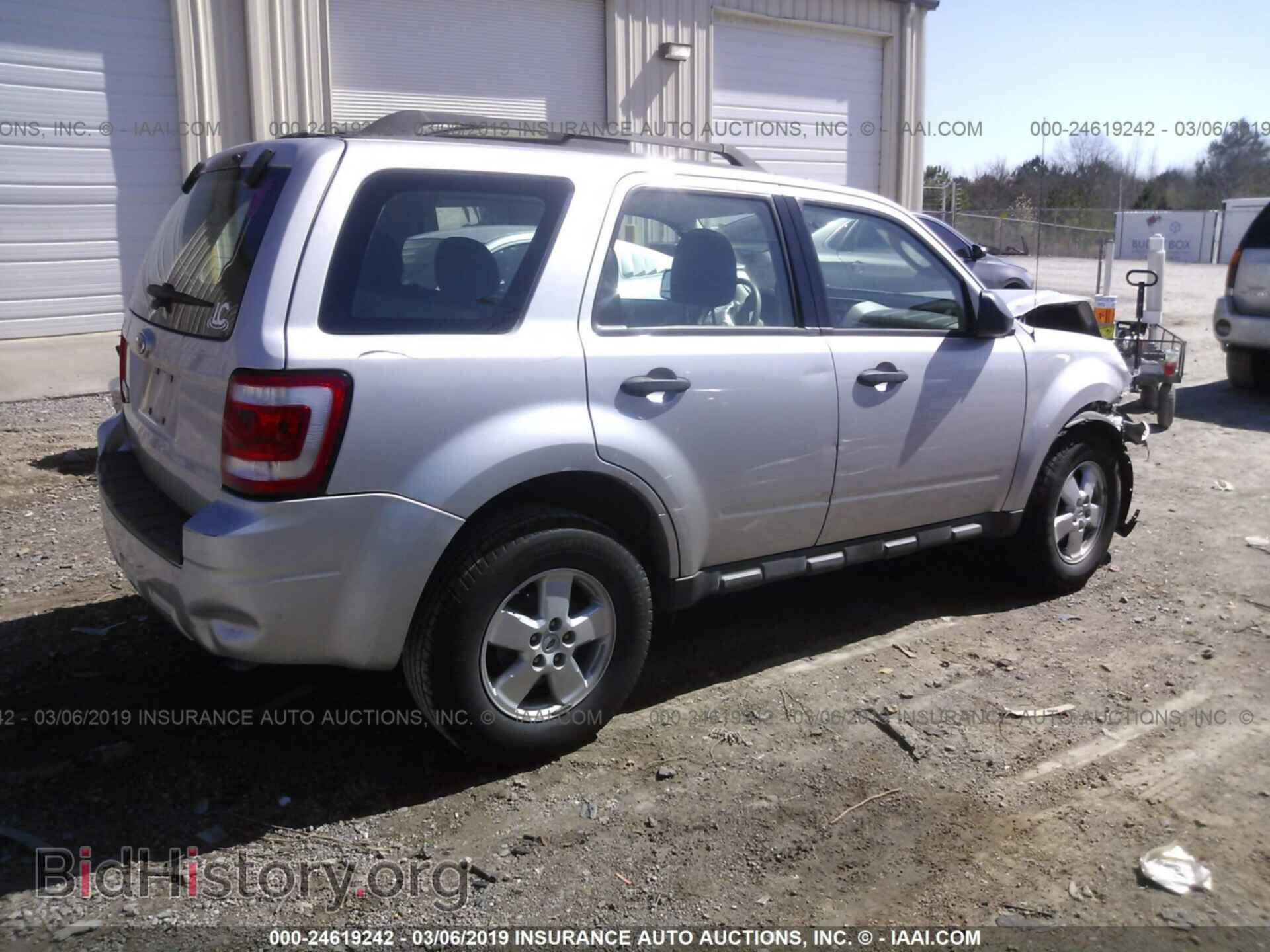 2009 FORD ESCAPE - VIN: 1FMCU02719KB64804 - Фото 4