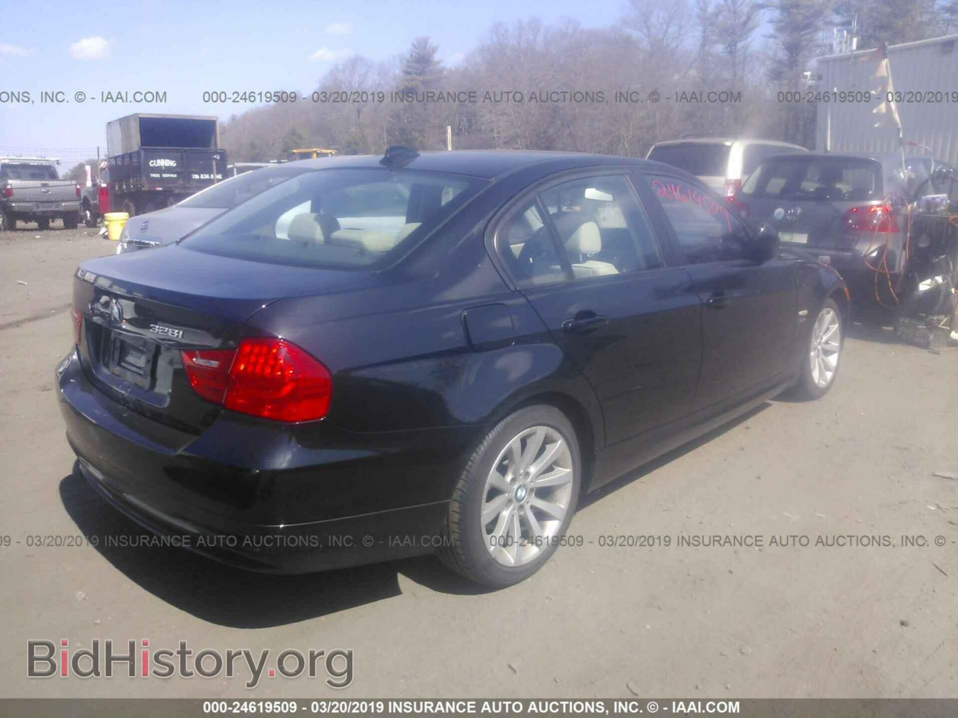 2011 BMW 328 - VIN: WBAPK5C50BF124392 - Фото 4