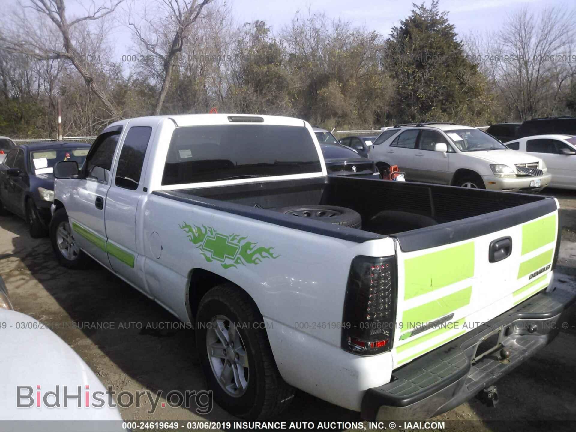 2006 CHEVROLET SILVERADO - VIN: 1GCEC19V06Z136828 - Фото 3