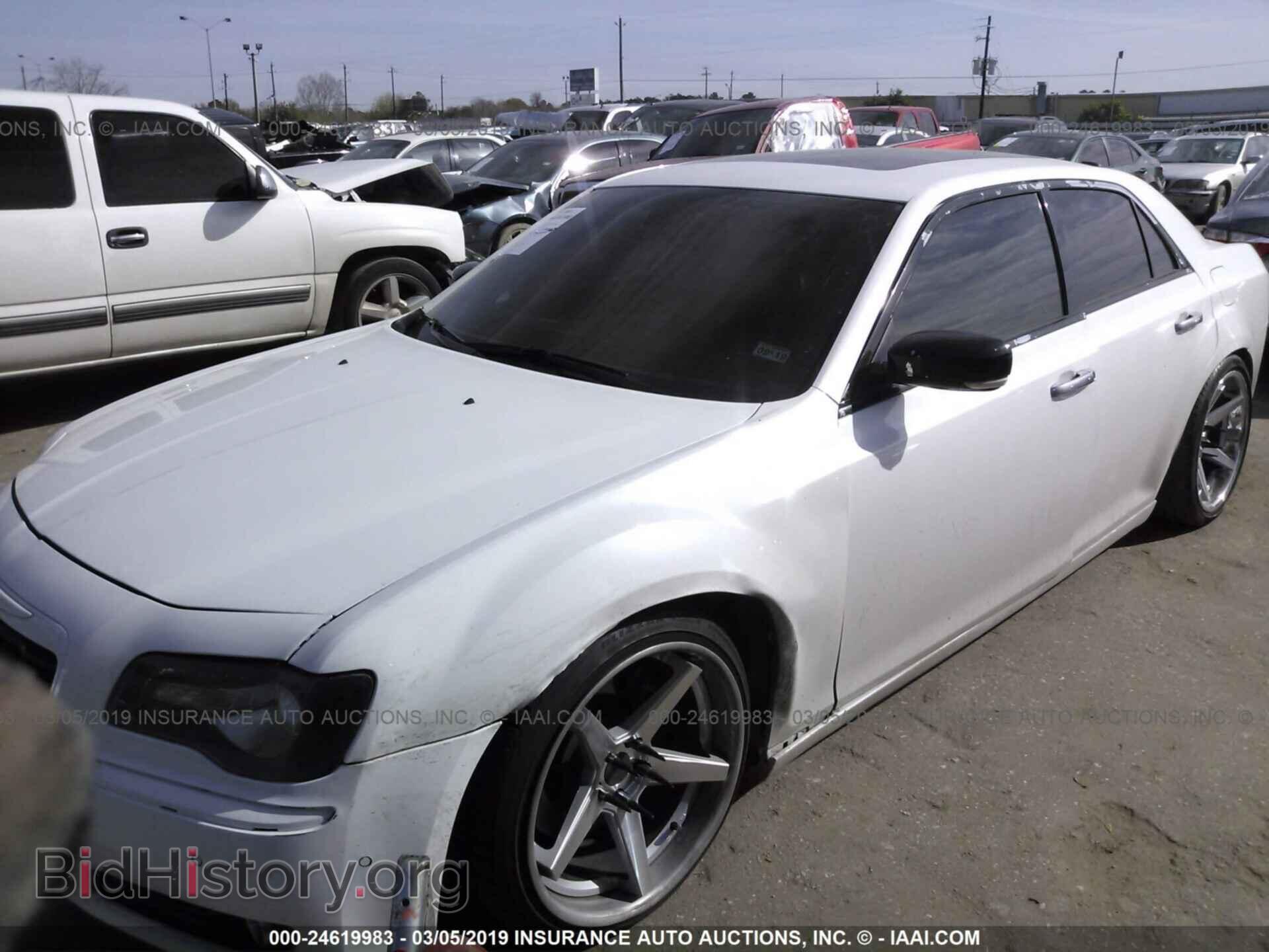 2012 CHRYSLER 300C - VIN: 2C3CCAPT0CH238199 - Фото 2