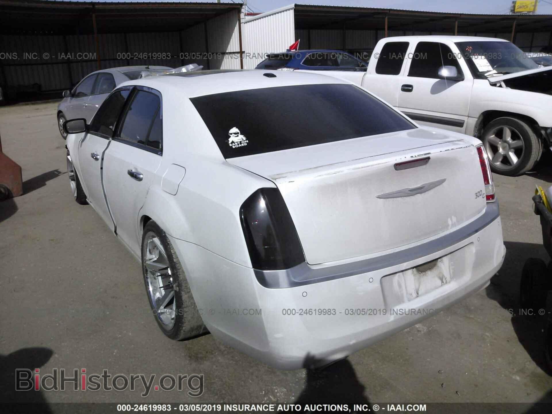 2012 CHRYSLER 300C - VIN: 2C3CCAPT0CH238199 - Фото 3