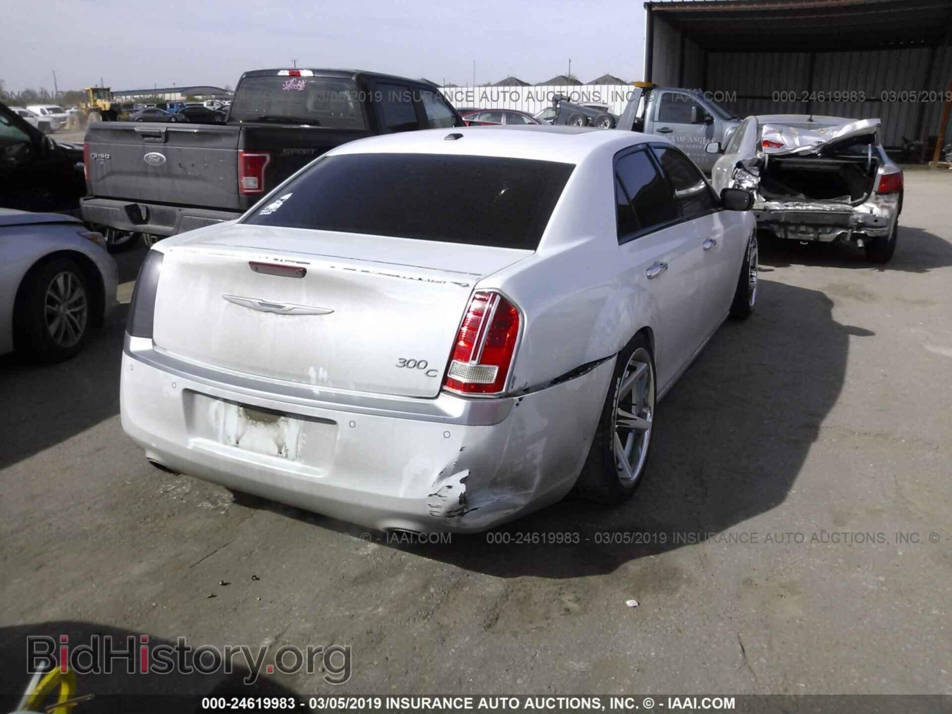 2012 CHRYSLER 300C - VIN: 2C3CCAPT0CH238199 - Фото 4