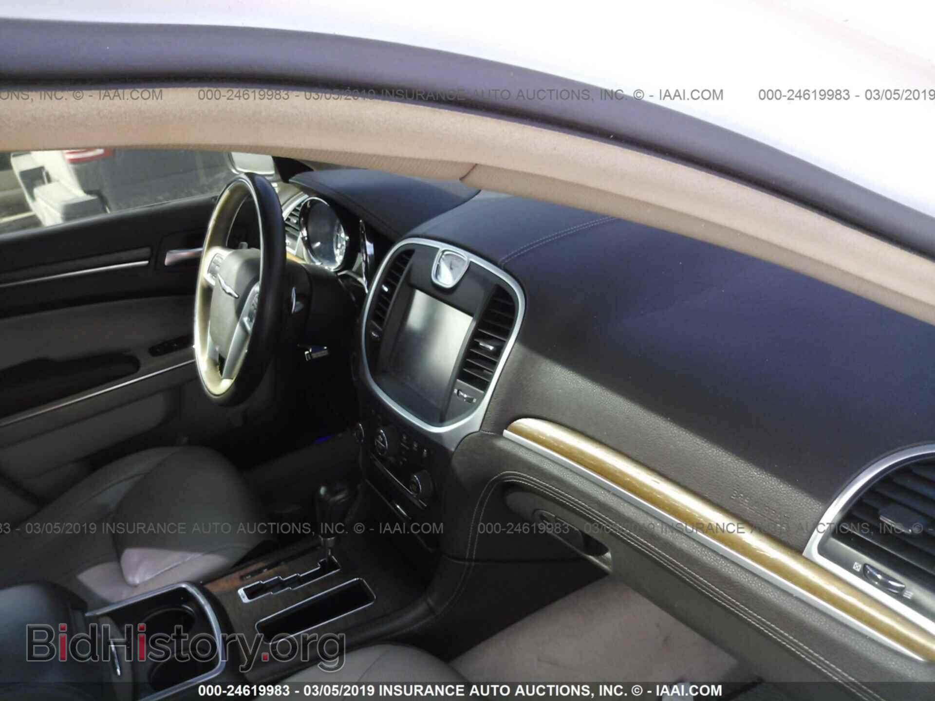 2012 CHRYSLER 300C - VIN: 2C3CCAPT0CH238199 - Фото 5