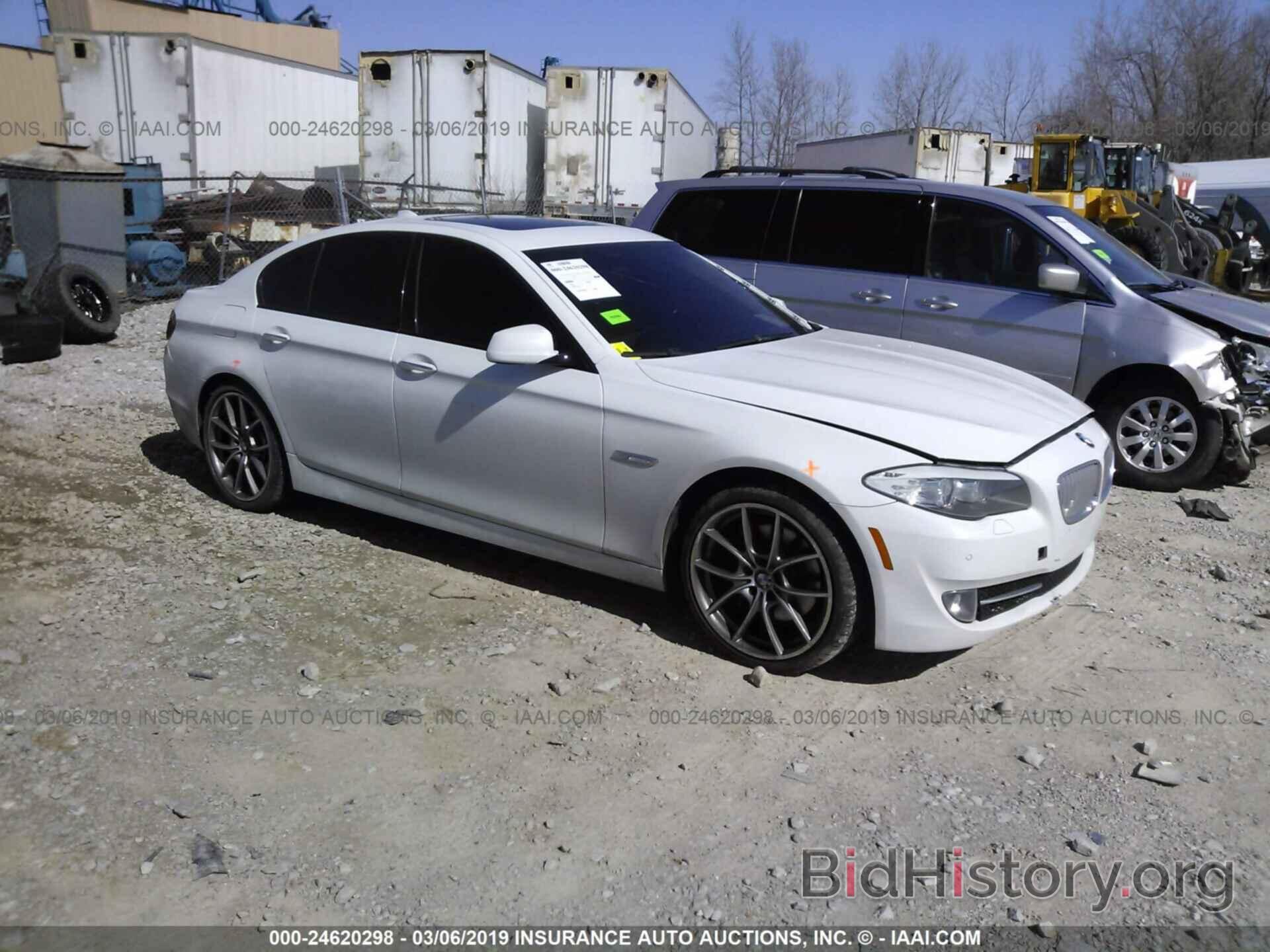 Photo WBAFR9C50BC618252 - BMW 550 2011