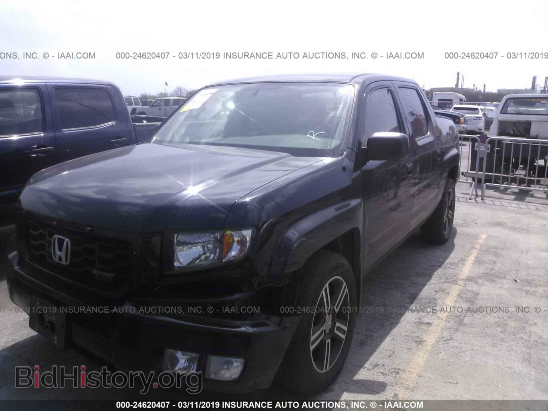 2013 HONDA RIDGELINE - VIN: 5FPYK1F76DB015558 - Фото 2