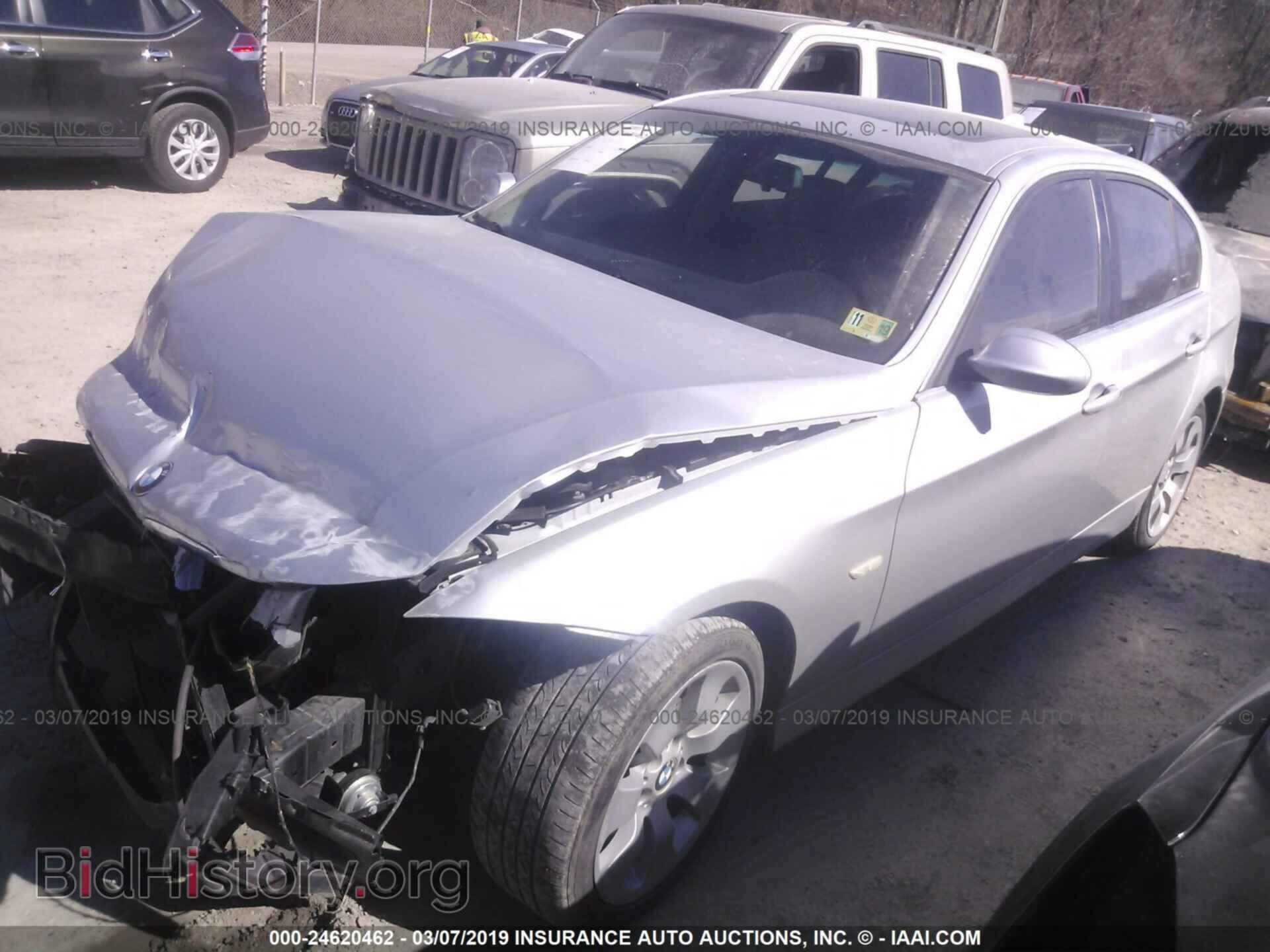2006 BMW 330 - VIN: WBAVD33526KV60860 - Фото 2