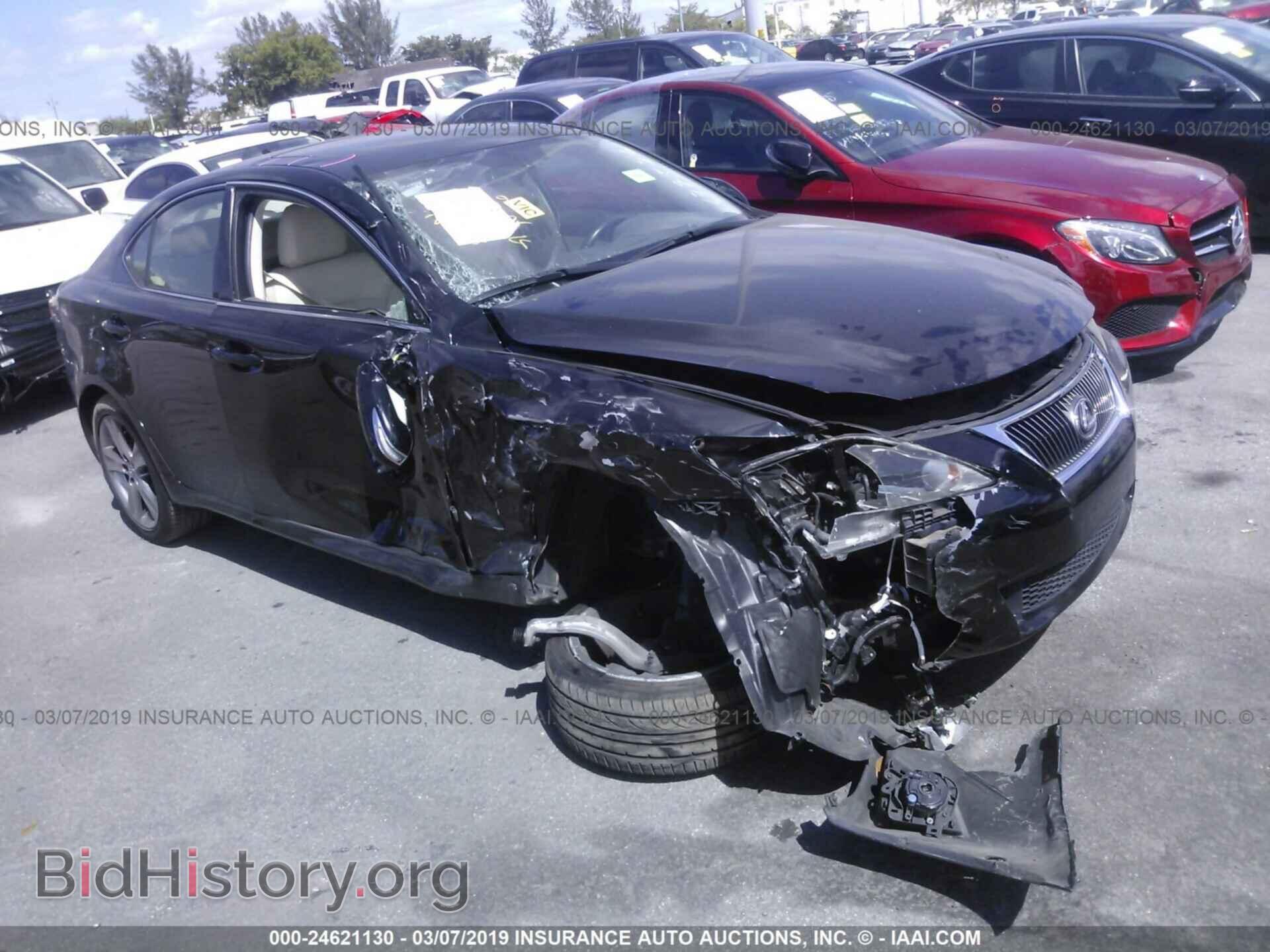 Photo JTHBF5C2XC5179526 - LEXUS IS 2012
