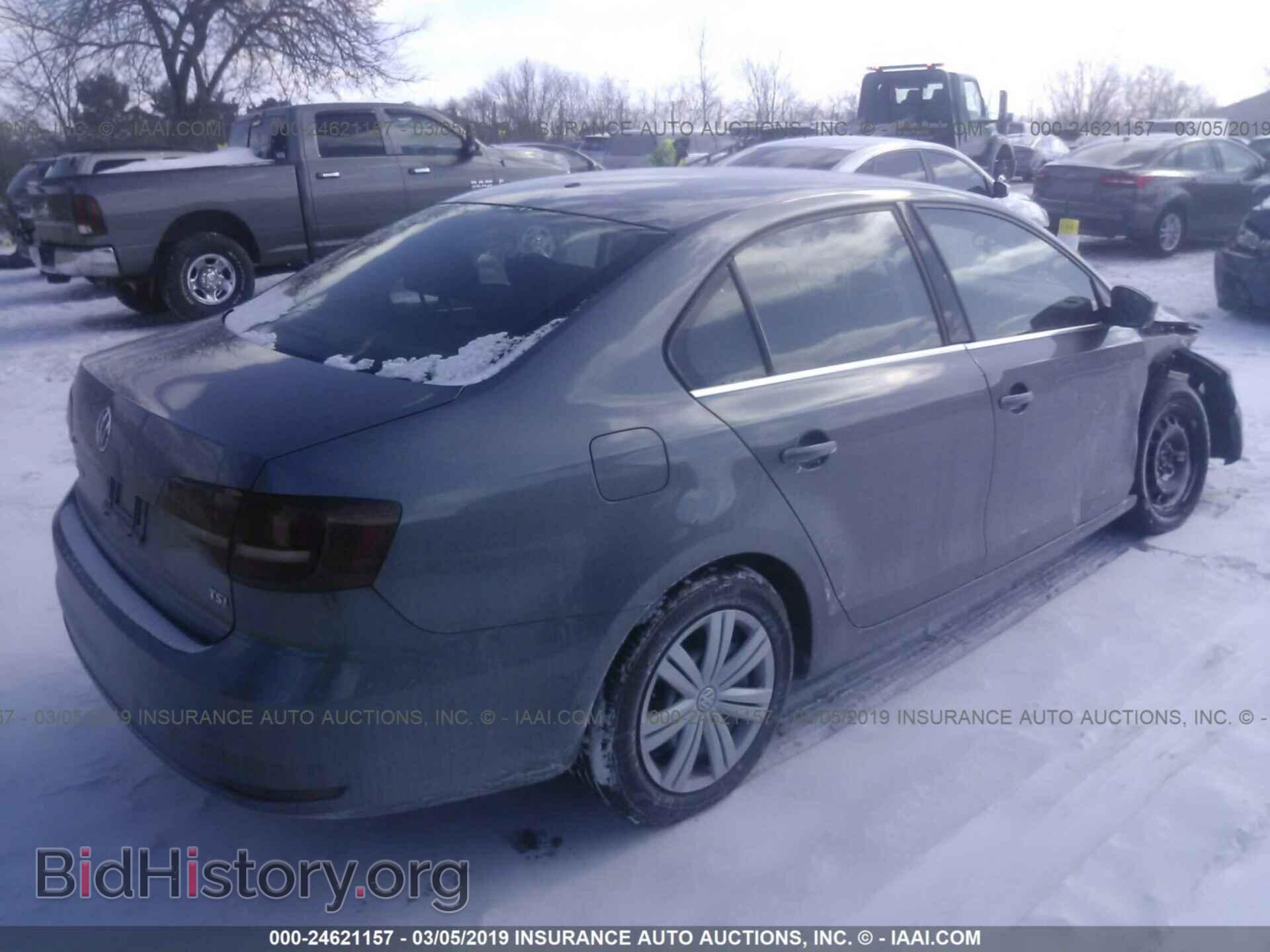 2017 VOLKSWAGEN JETTA - VIN: 3VW2B7AJ7HM413073 - Фото 4