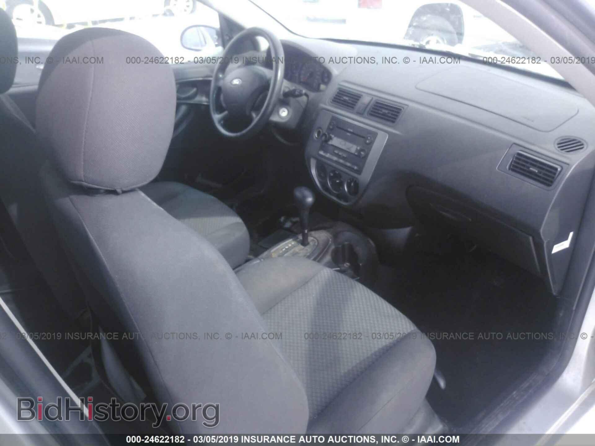 2005 FORD FOCUS - VIN: 3FAFP31N85R146287 - Фото 5
