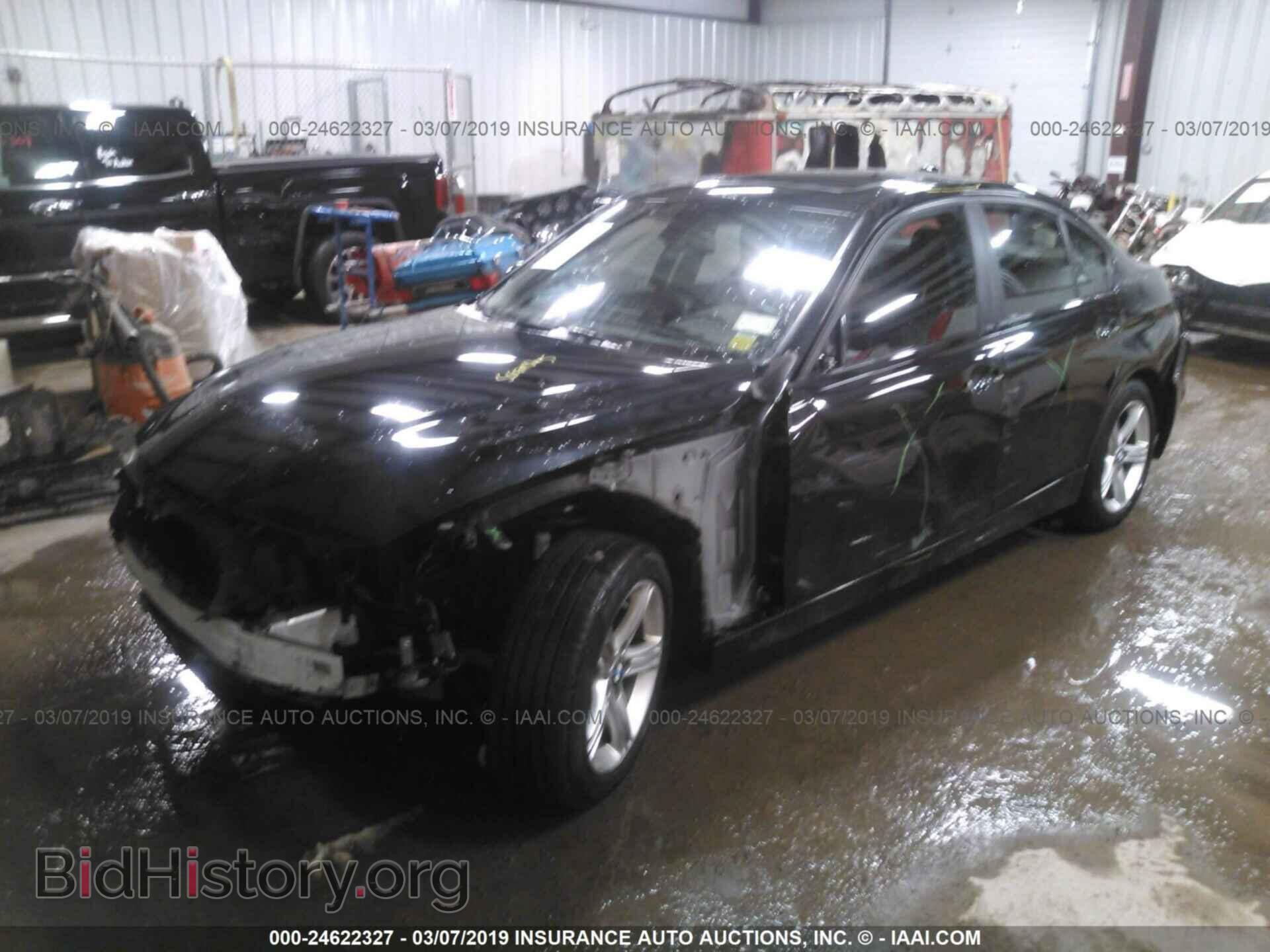 2013 BMW 328 - VIN: WBA3B5C52DJ598455 - Фото 2