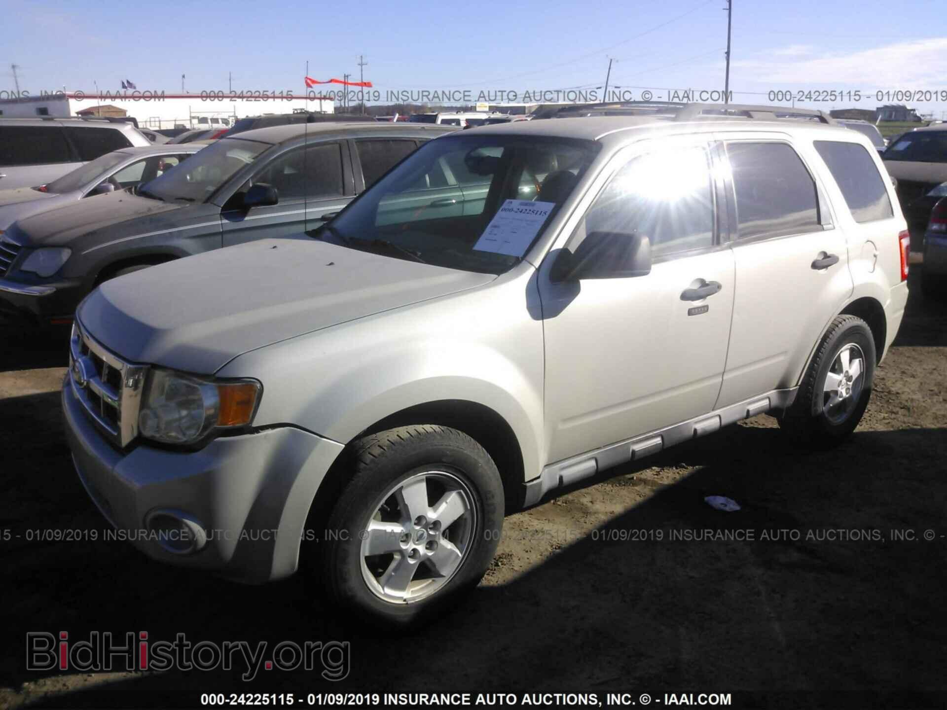 2009 FORD ESCAPE - VIN: 1FMCU03G89KD06256 - Фото 2