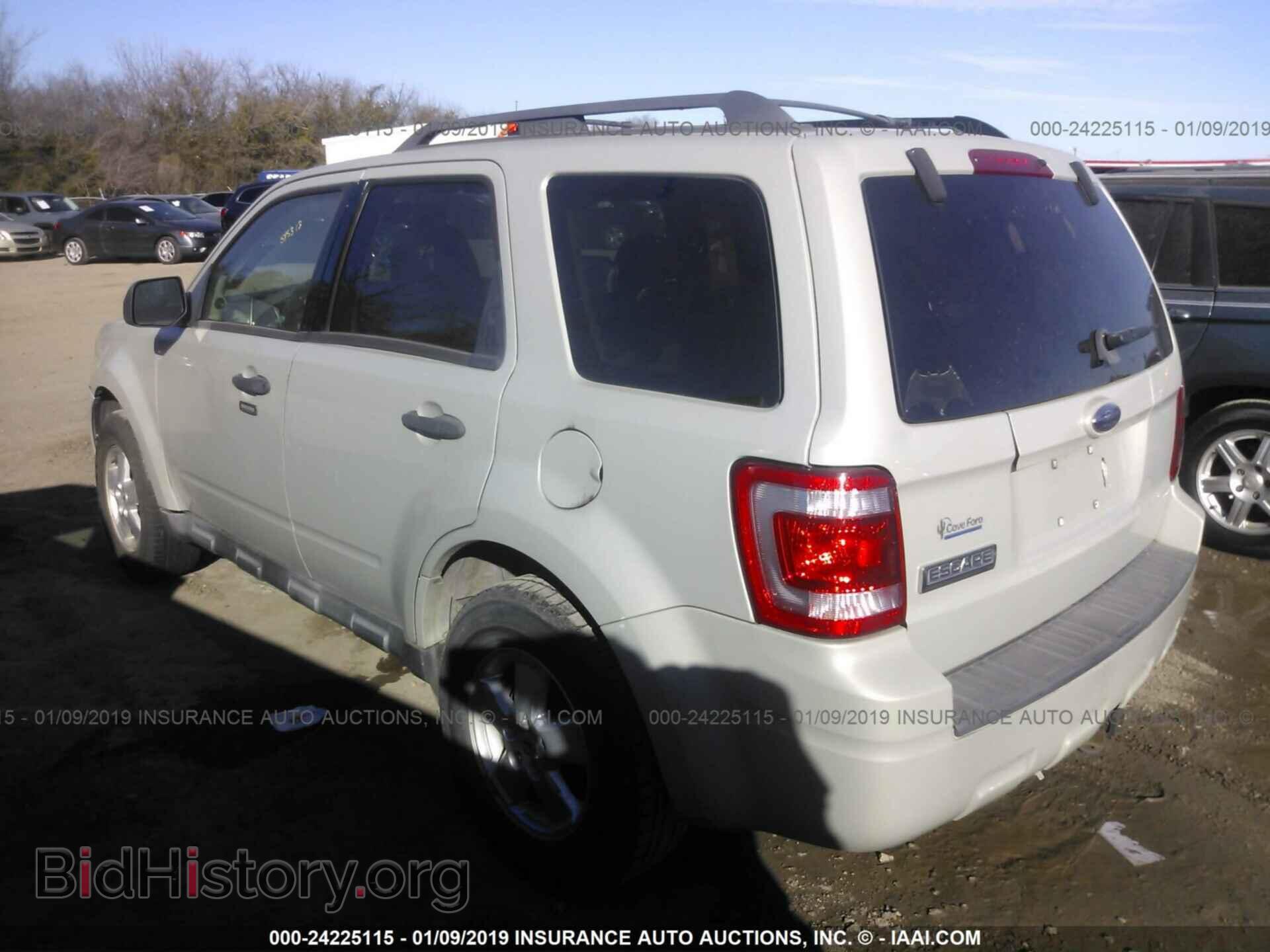 2009 FORD ESCAPE - VIN: 1FMCU03G89KD06256 - Фото 3