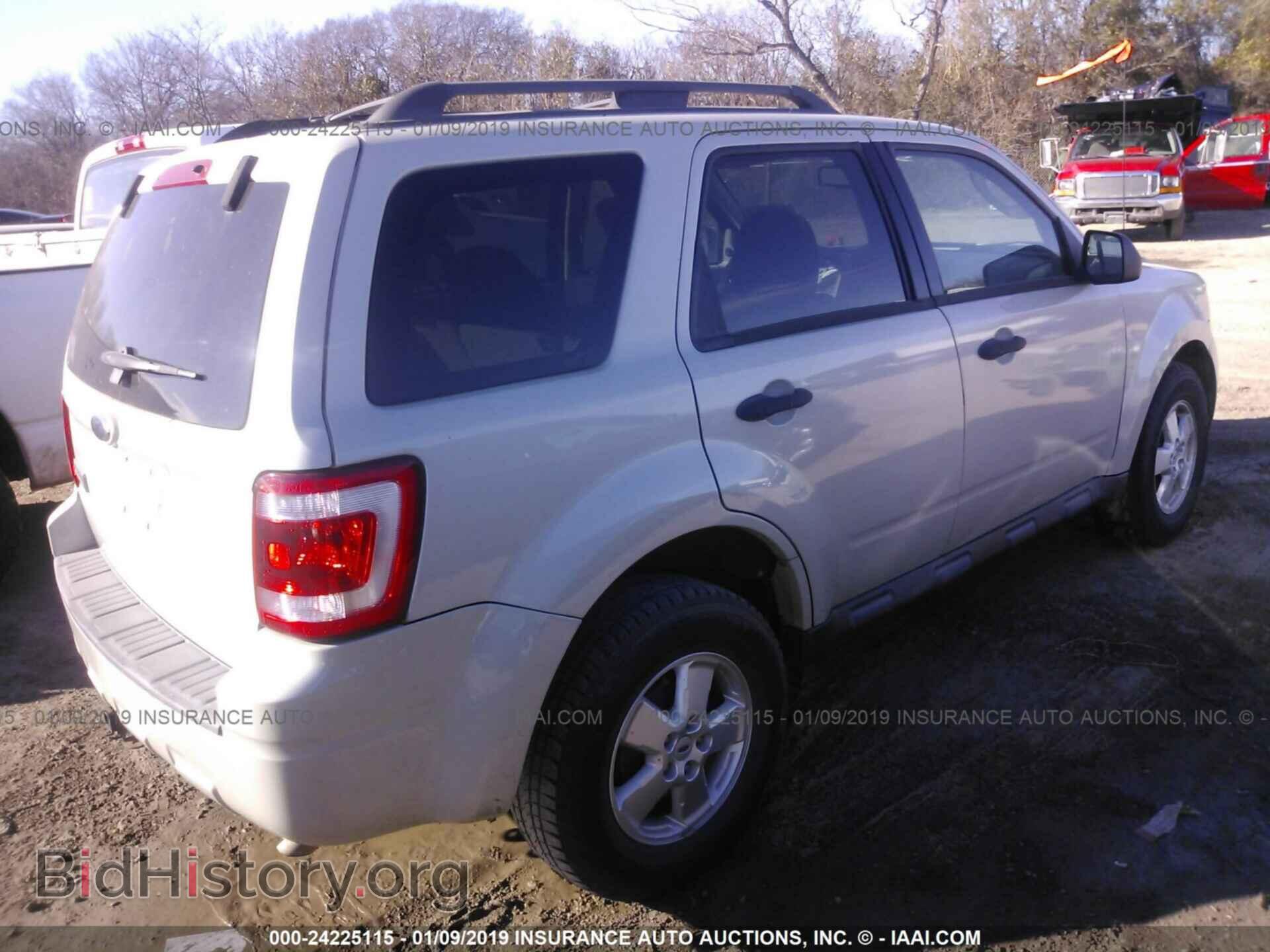 2009 FORD ESCAPE - VIN: 1FMCU03G89KD06256 - Фото 4