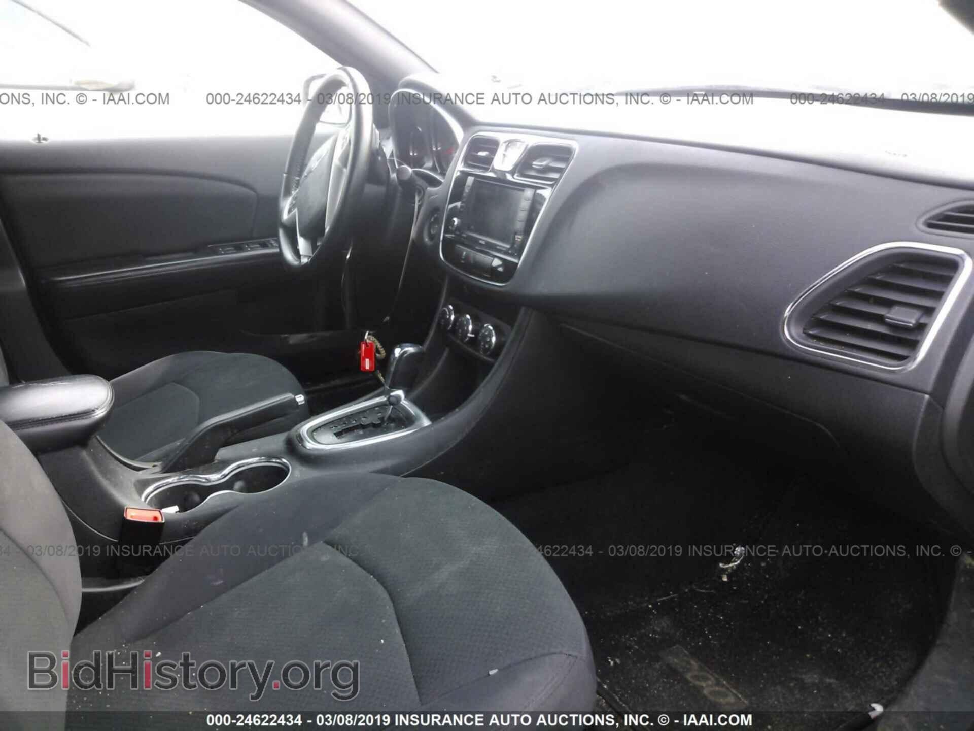 2012 CHRYSLER 200 - VIN: 1C3CCBBB2CN175375 - Фото 5