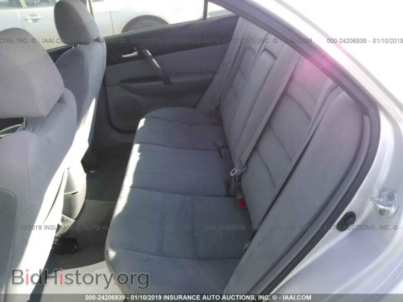 2006 Mazda 6 (VIN 1YVHP80C765M49687) — photo 8 of 10