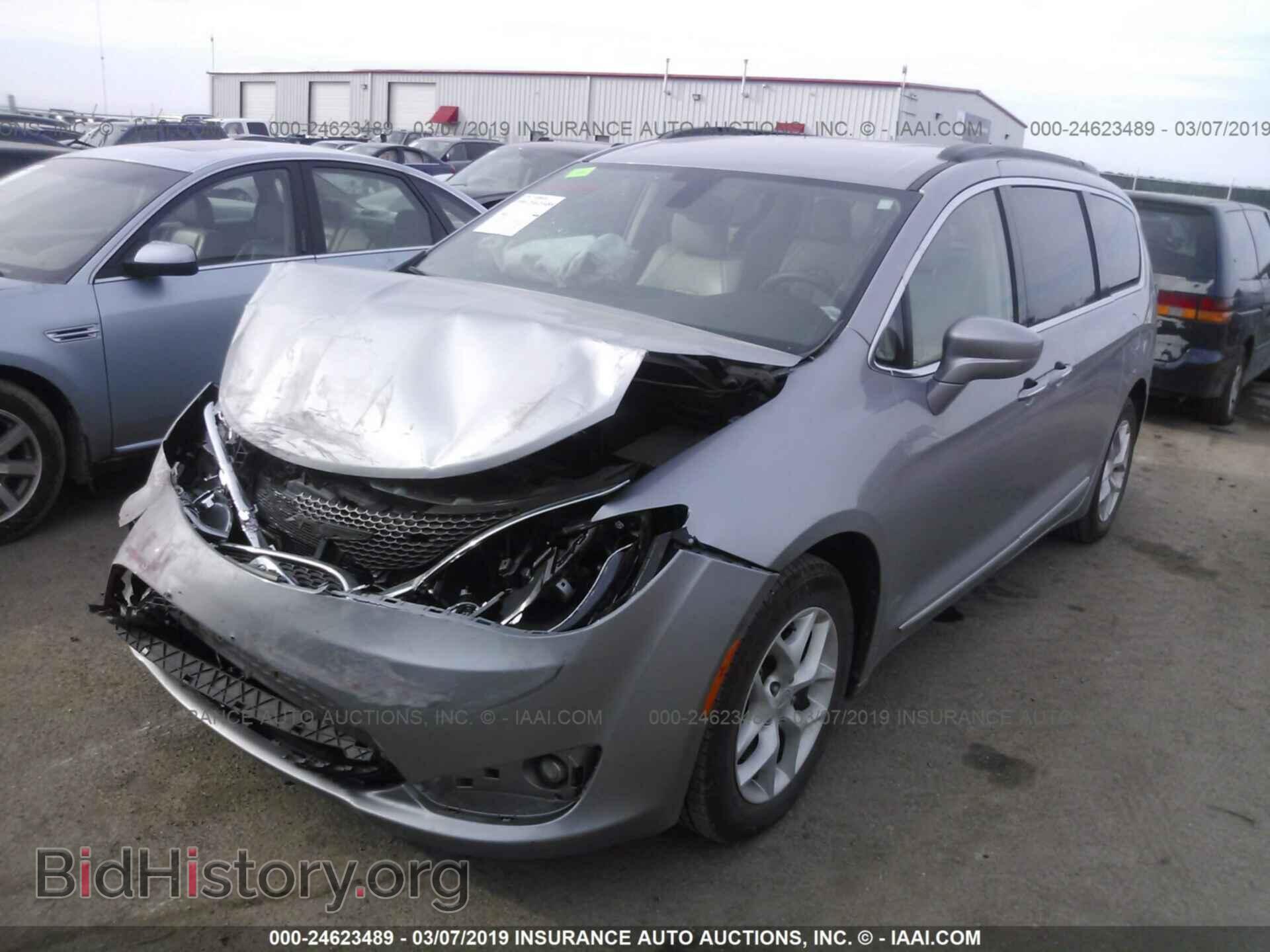 2017 CHRYSLER PACIFICA - VIN: 2C4RC1BG0HR816044 - Фото 2