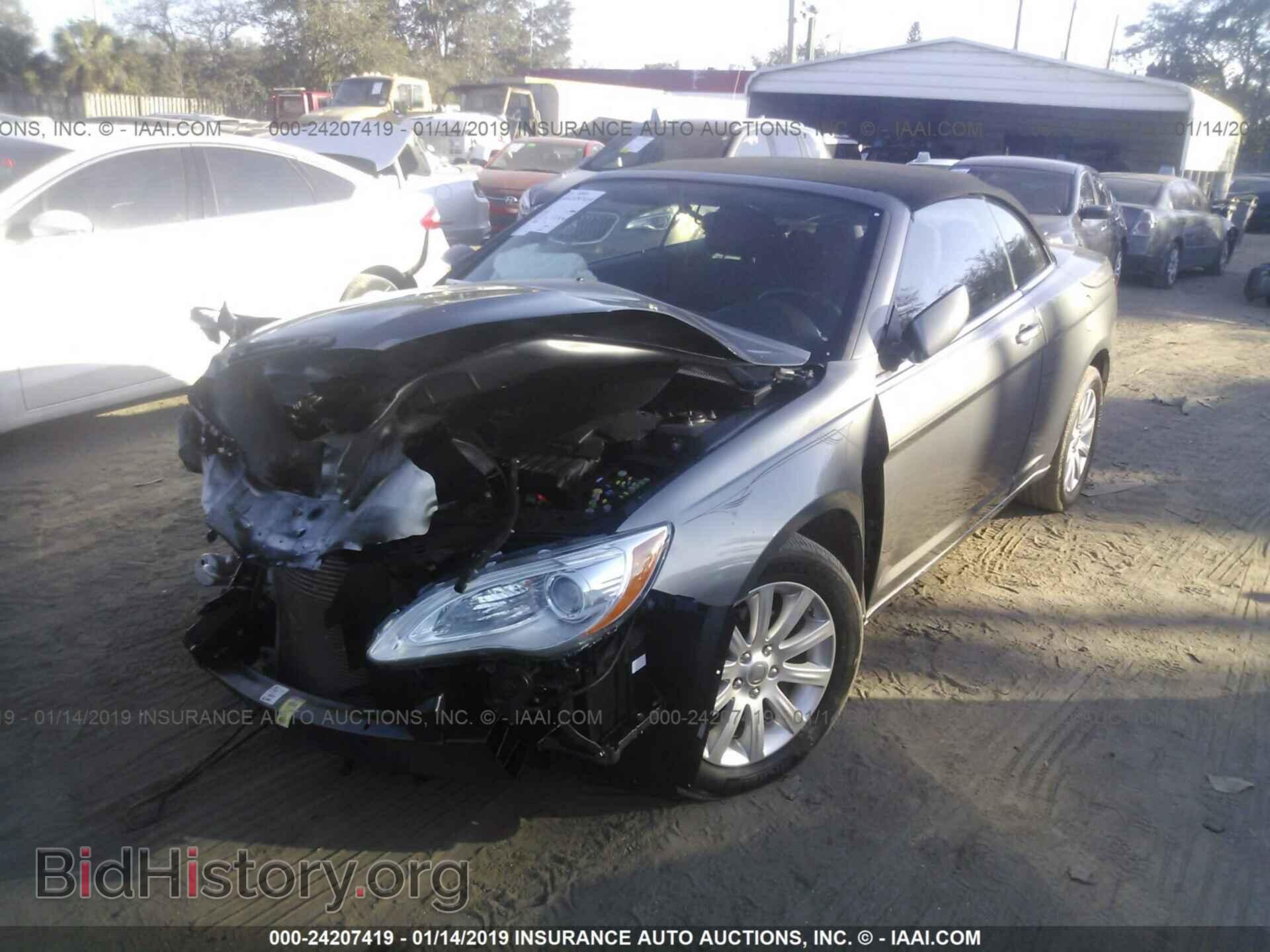 2012 CHRYSLER 200 - VIN: 1C3BCBEB0CN215699 - Photo 2