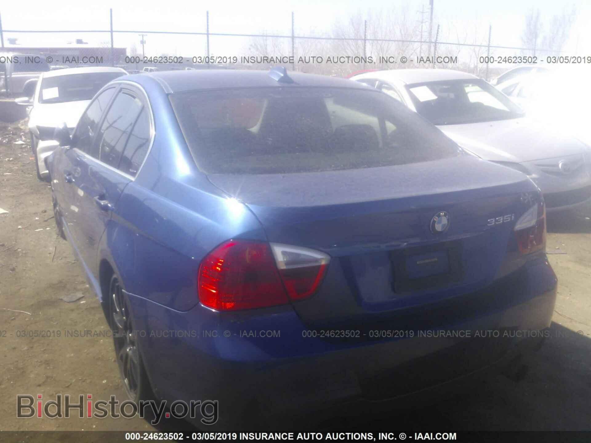 2007 BMW 335 - VIN: WBAVB73557PA65573 - Фото 3
