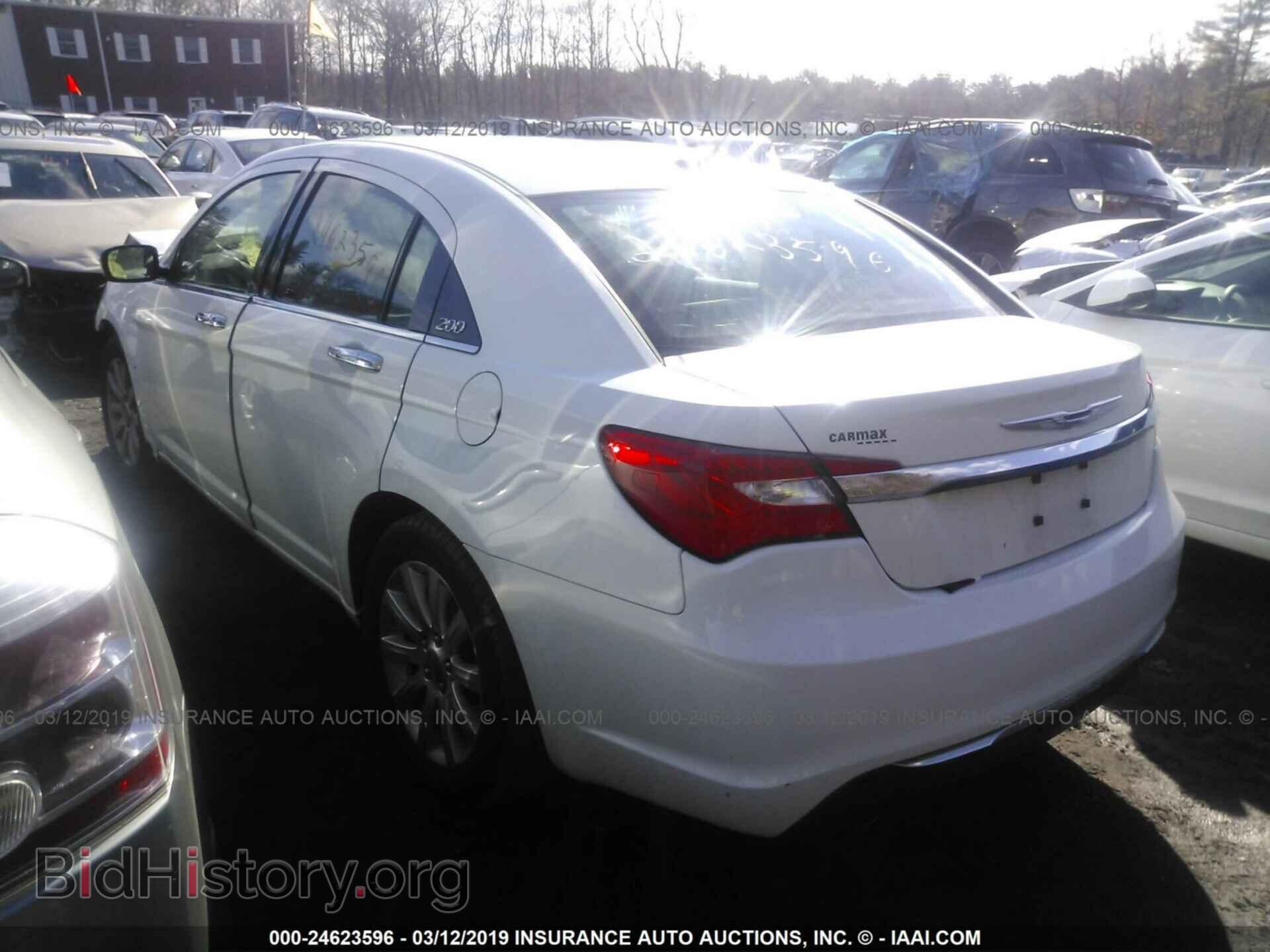 2013 CHRYSLER 200 - VIN: 1C3CCBCG2DN638966 - Фото 3