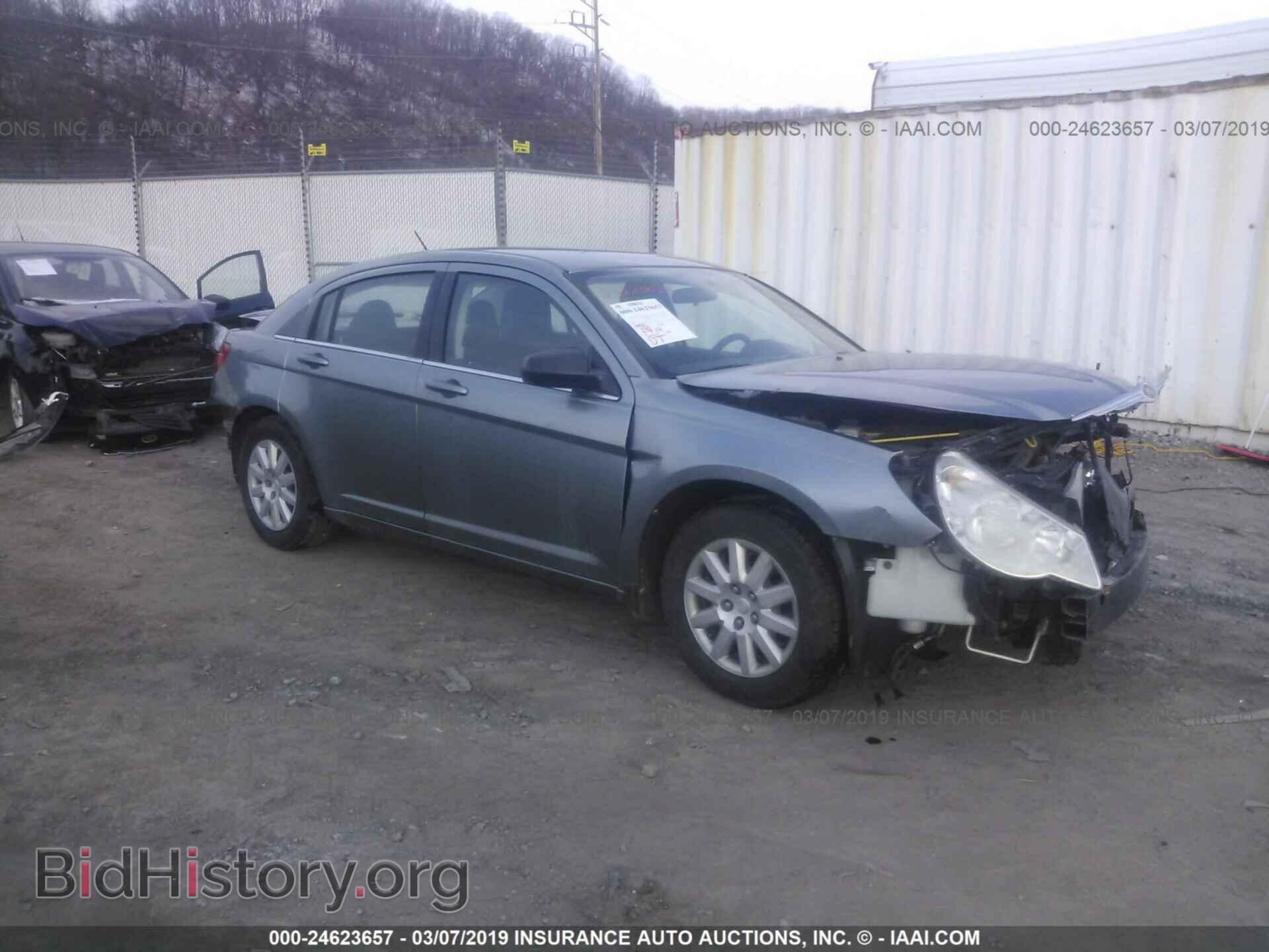 Photo 1C3CC4FB8AN183385 - CHRYSLER SEBRING 2010