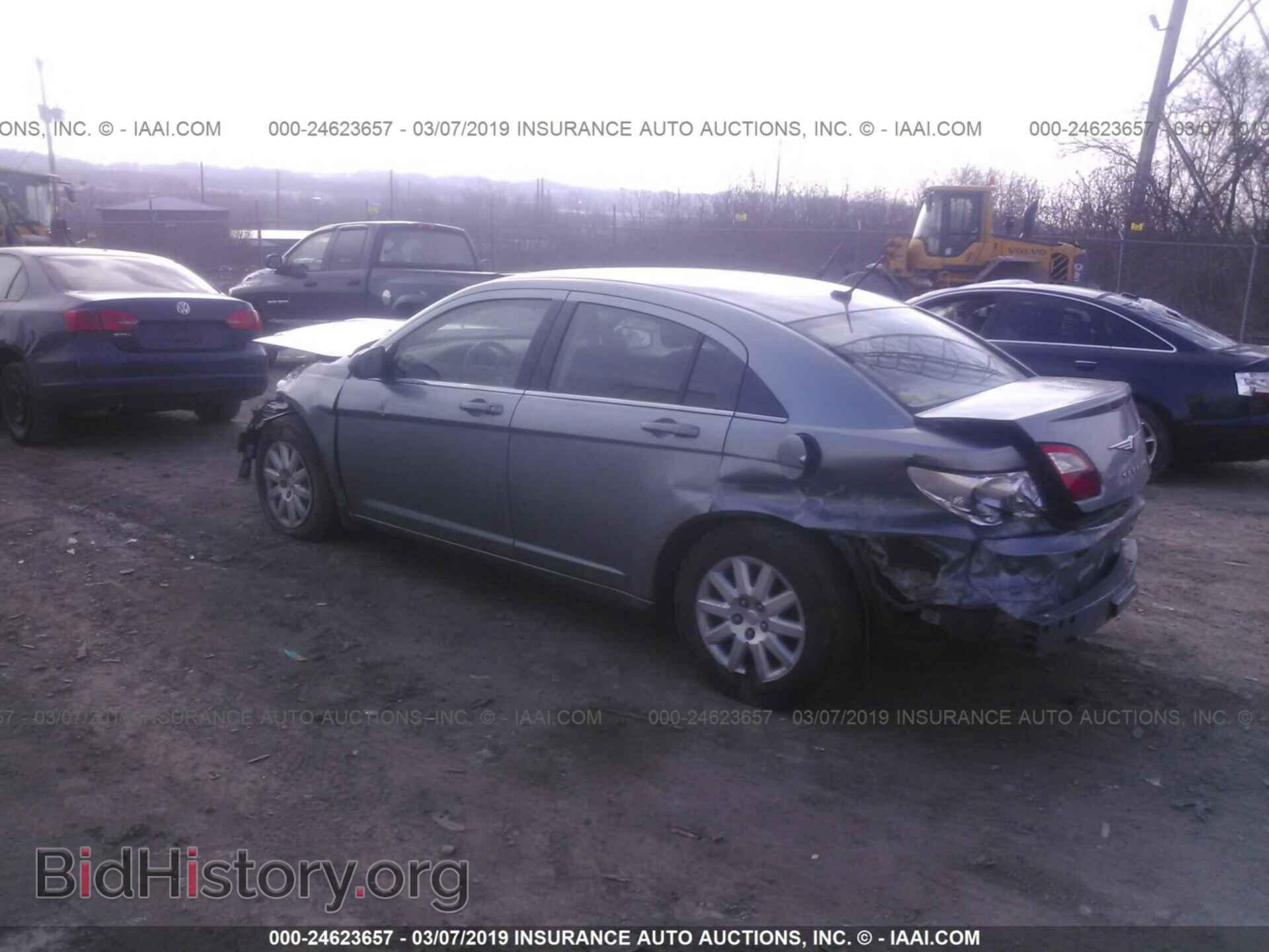 2010 CHRYSLER SEBRING - VIN: 1C3CC4FB8AN183385 - Фото 3