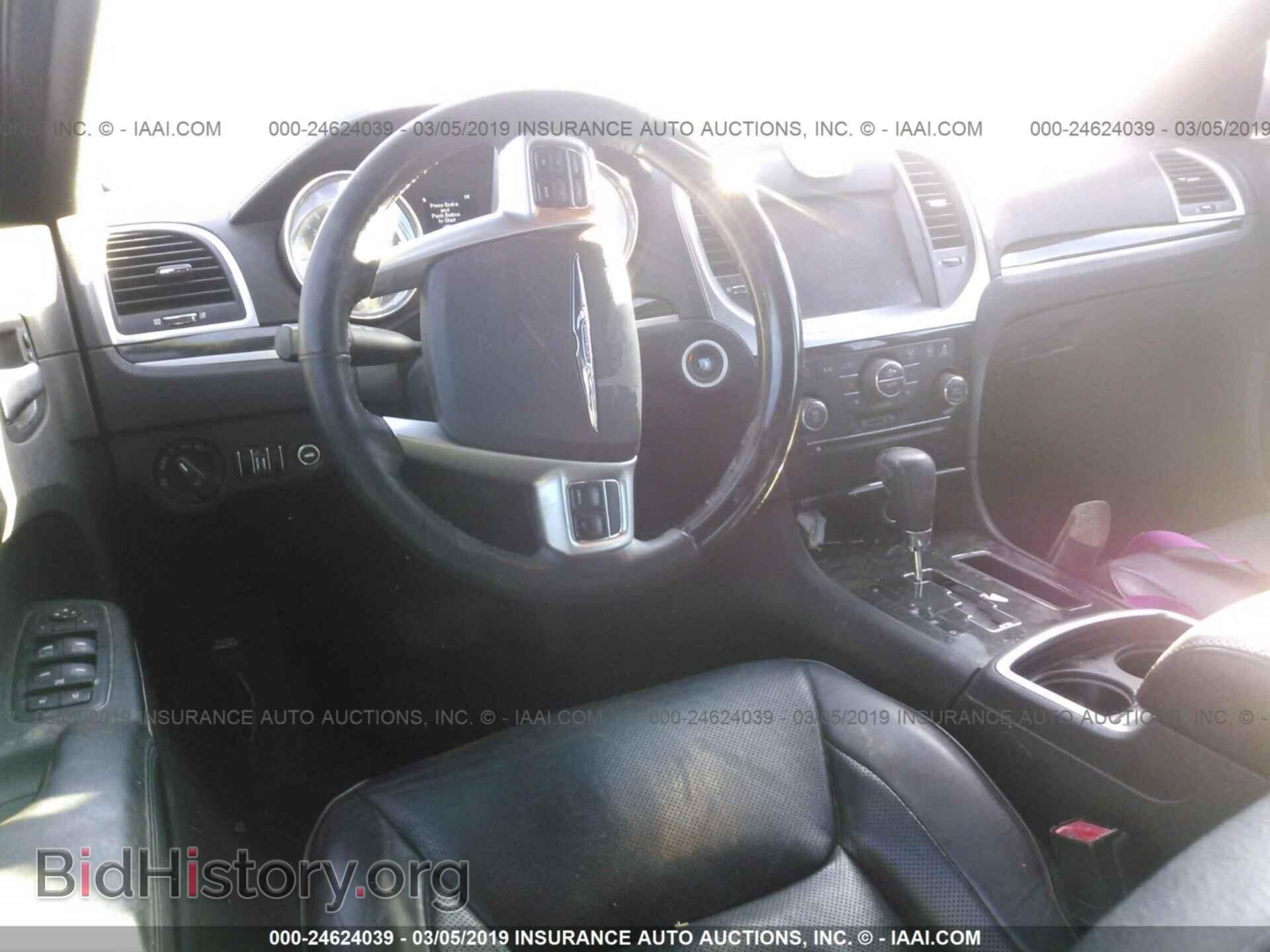 2012 CHRYSLER 300C - VIN: 2C3CCAET1CH225710 - Фото 5