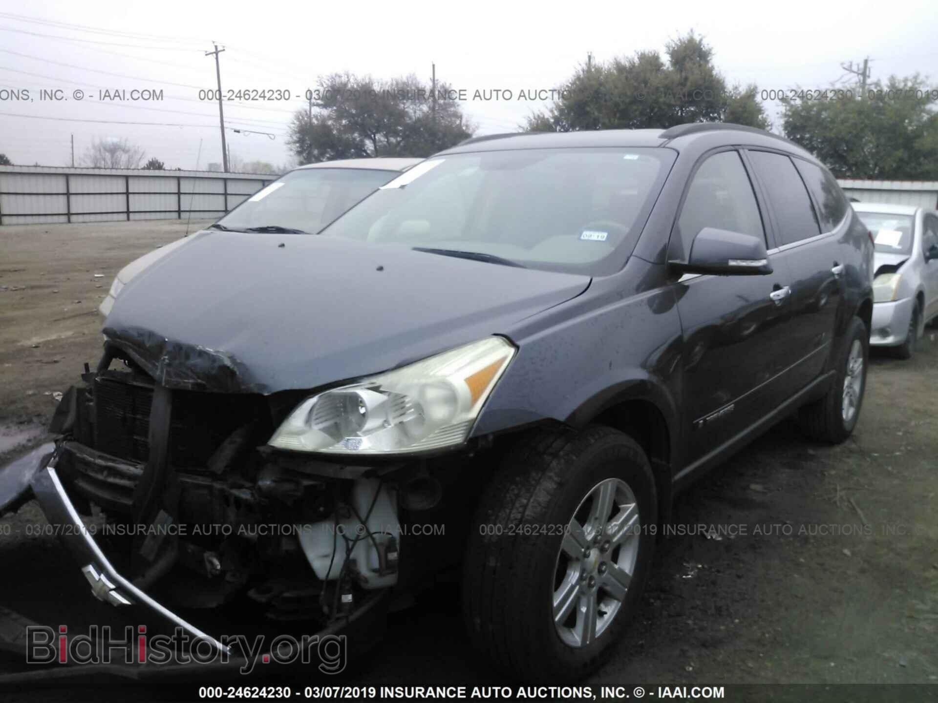 2009 CHEVROLET TRAVERSE - VIN: 1GNER23D69S123185 - Фото 2