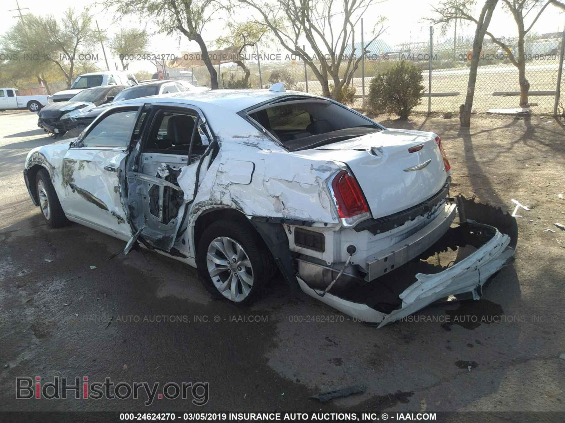 2015 CHRYSLER 300 - VIN: 2C3CCAAG3FH779683 - Photo 3