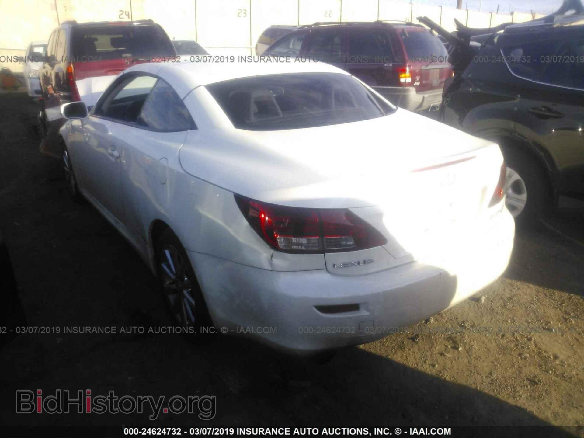 2010 LEXUS IS - VIN: JTHFF2C29A2501779 - Фото 3